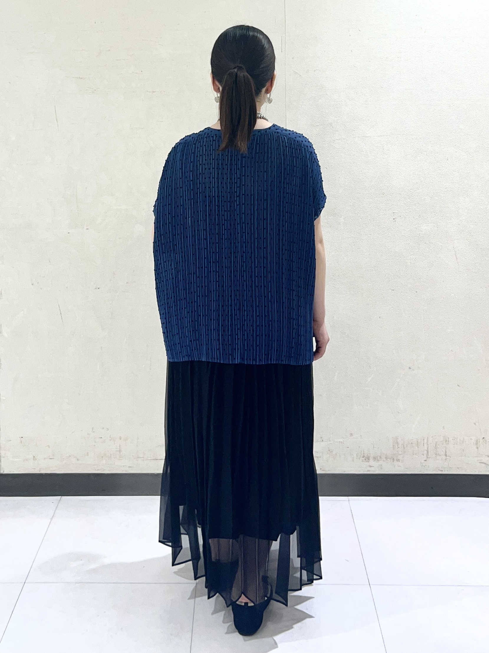 Mitsukiさんの「UNTITLED｜【1枚で着映える】ドットジャガードブラウス」を使ったコーディネート