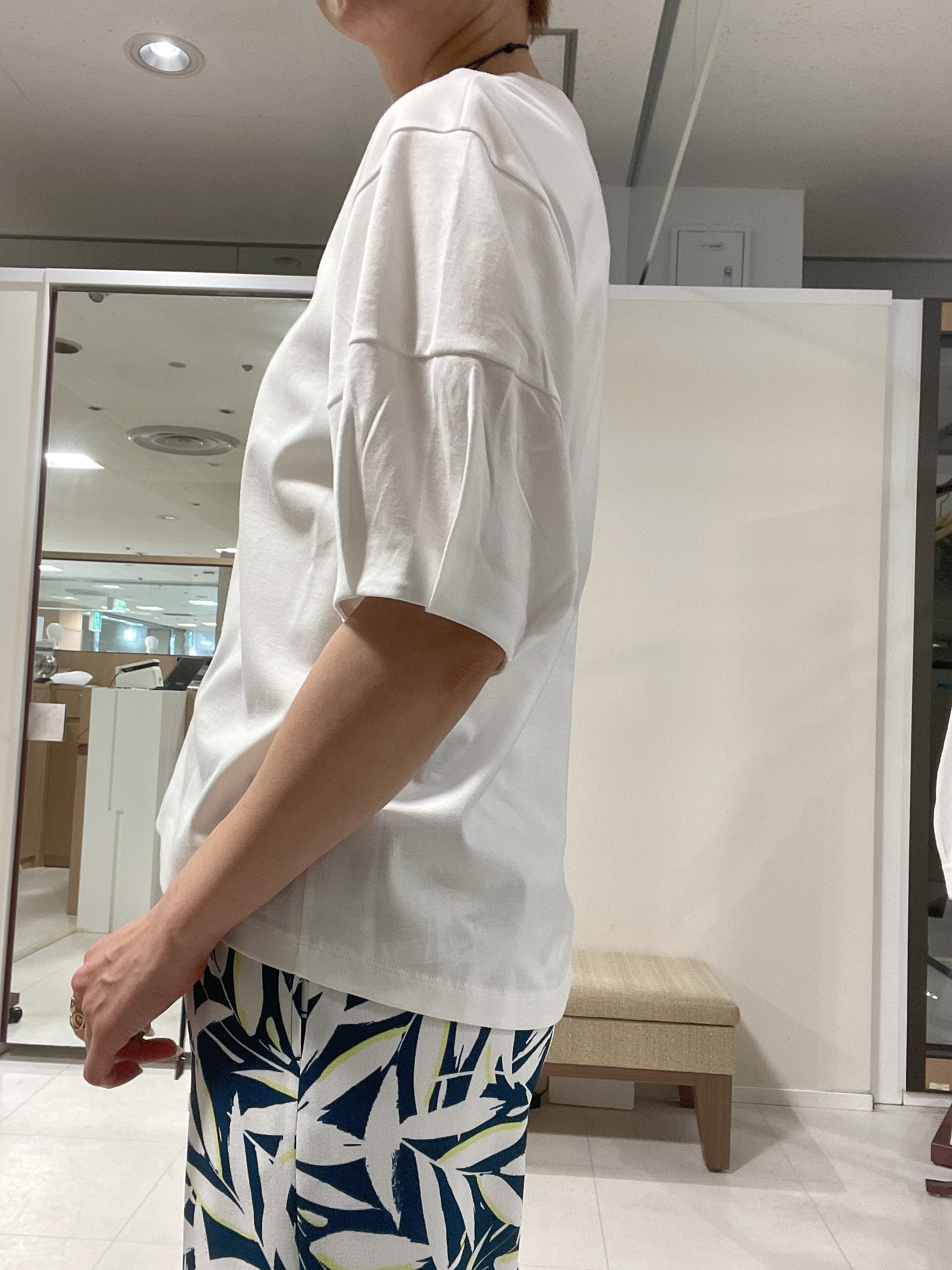 IWAMOさんの「UNTITLED｜【汗染み防止/接触冷感】ランタンスリーブプルオーバー」を使ったコーディネート