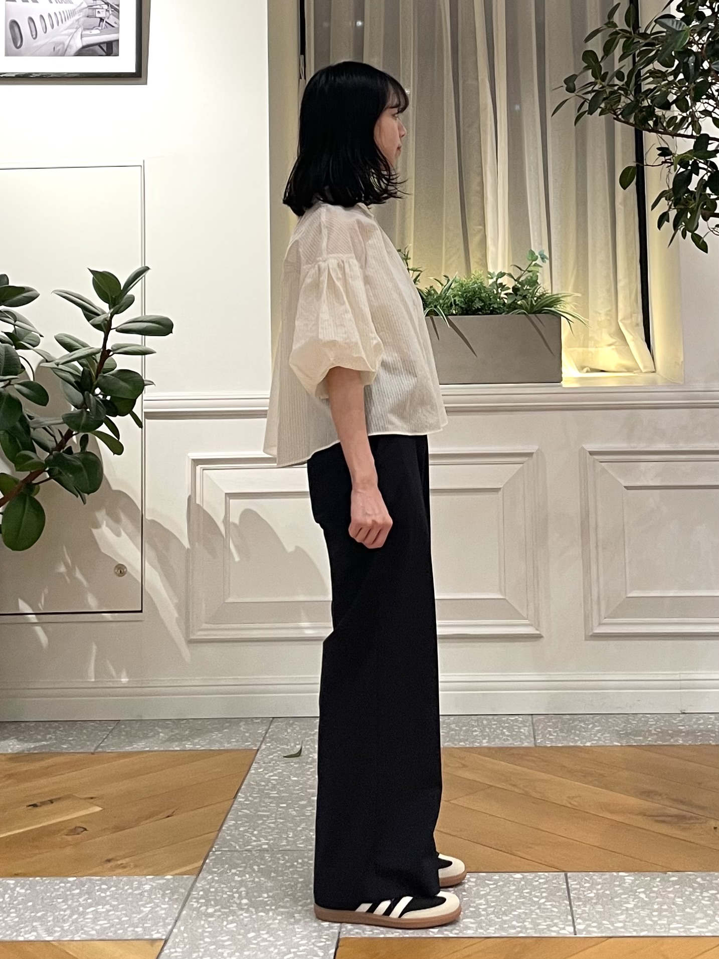 Lilyさんの「DRESSTERIOR｜【1枚で着映え/ウォッシャブル】ストライプスタンドフリルボリュームスリーブブラウス」を使ったコーディネート