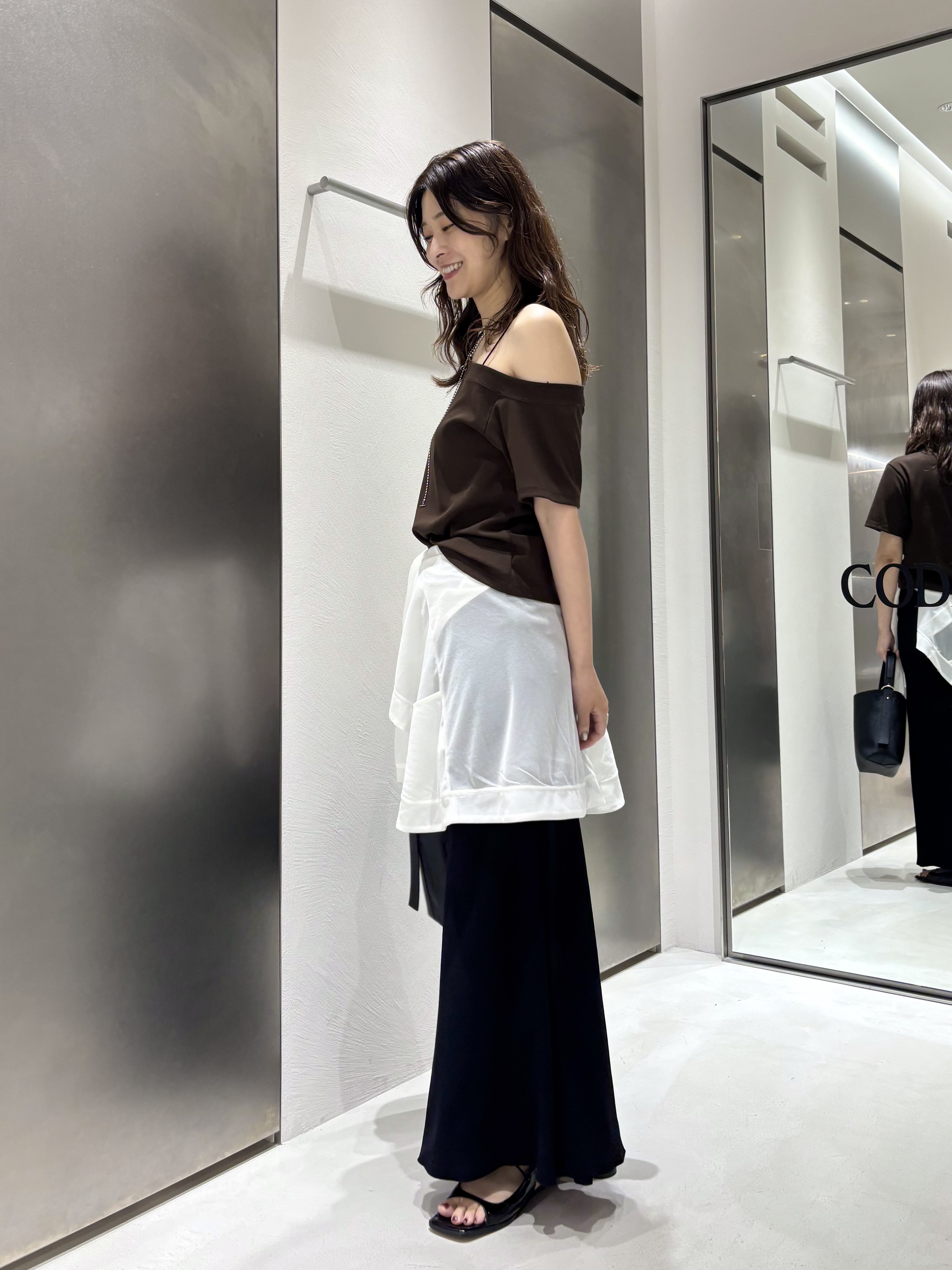 iwamiさんの「CODE A｜PROTAGONISTA｜asymmetry tee」を使ったコーディネート
