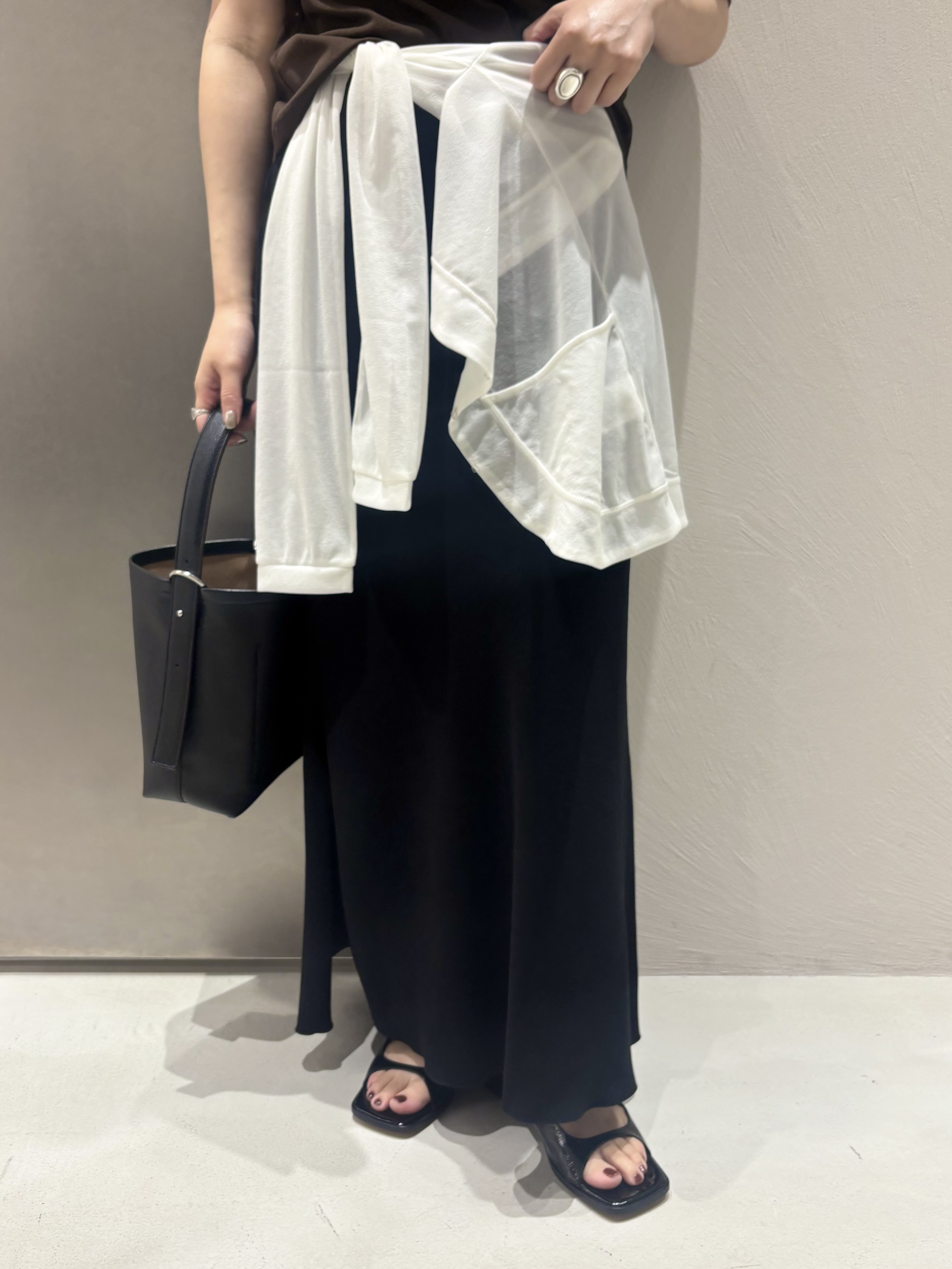 iwamiさんの「CODE A｜PROTAGONISTA｜asymmetry tee」を使ったコーディネート
