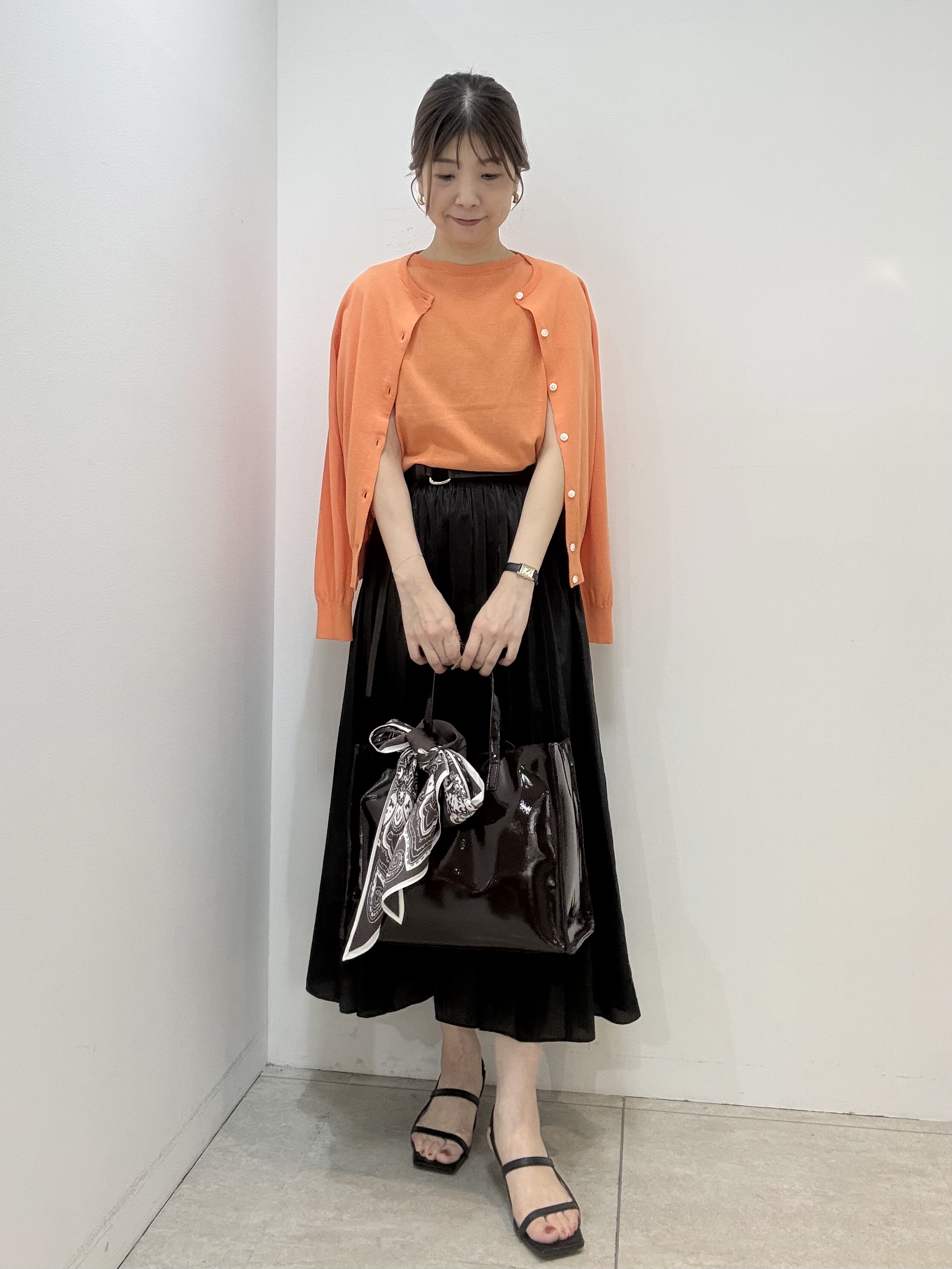 かなえさんの「UNTITLED｜【9色展開/アンサンブル可/洗える】コットンベーシックニット」を使ったコーディネート