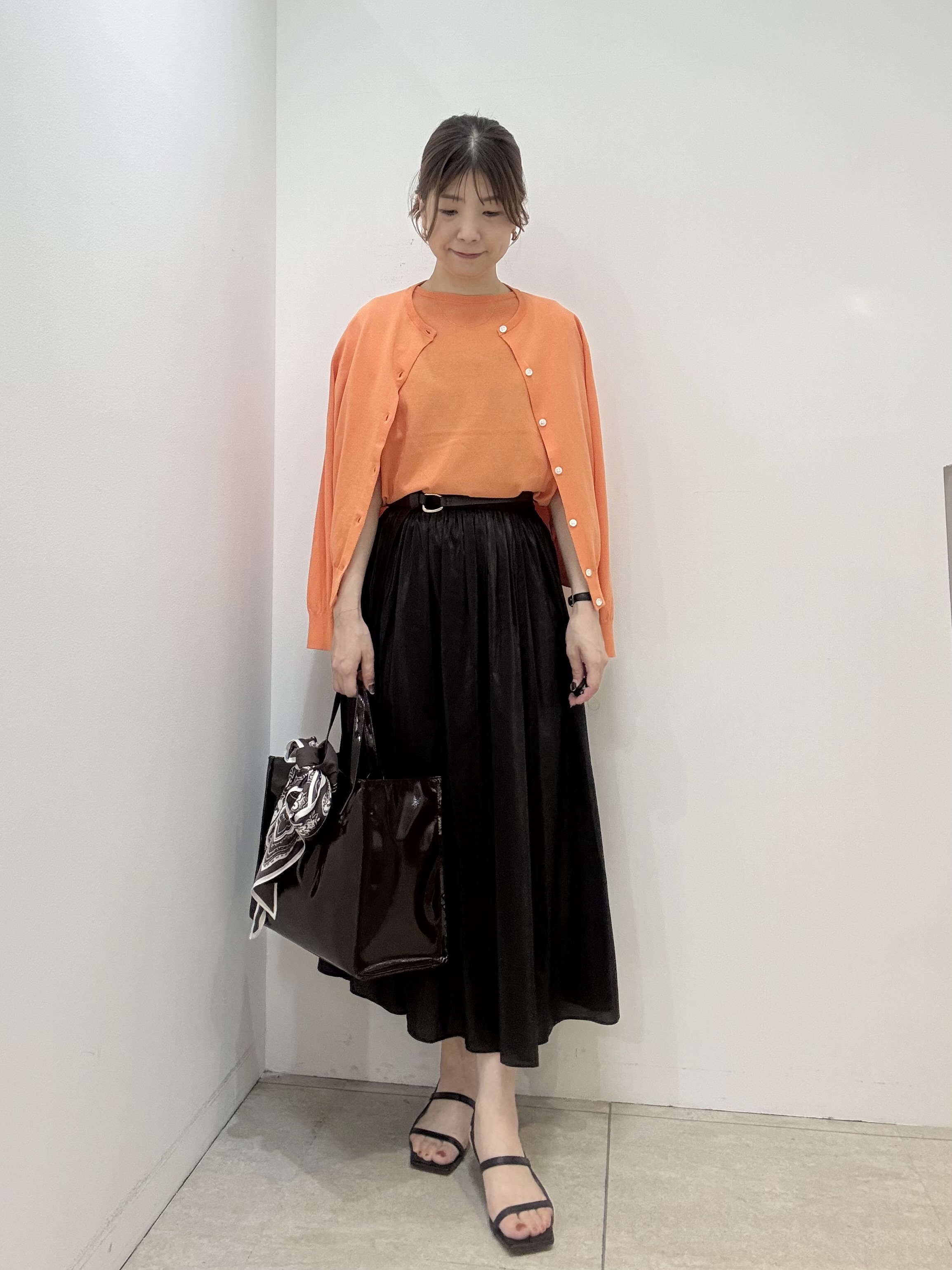 かなえさんの「UNTITLED｜【9色展開/アンサンブル可/洗える】コットンベーシックニット」を使ったコーディネート