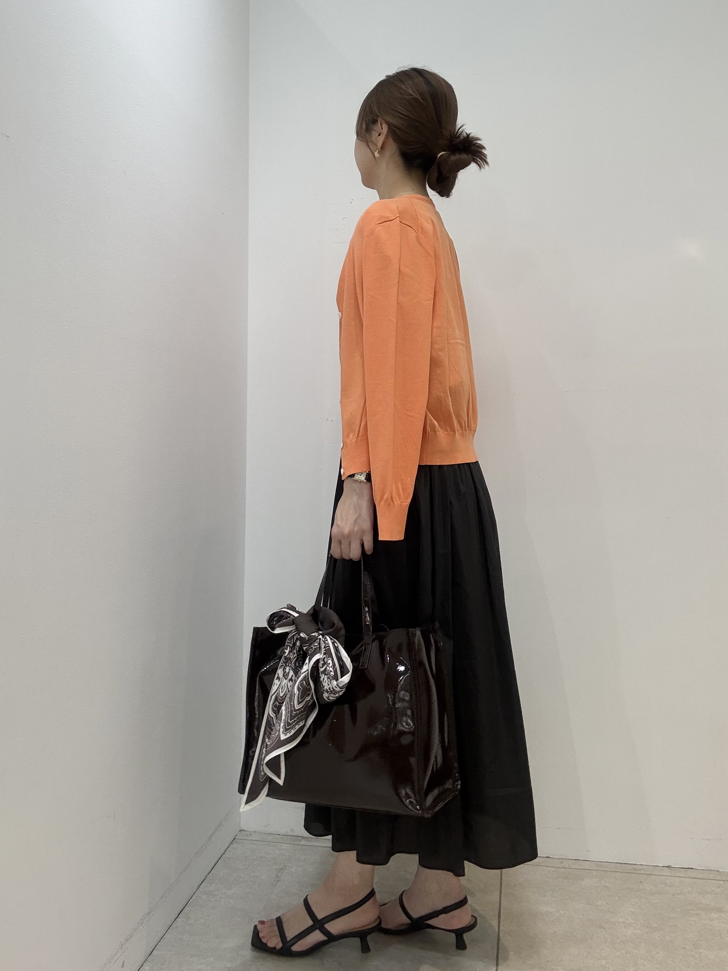 かなえさんの「UNTITLED｜【9色展開/アンサンブル可/洗える】コットンベーシックニット」を使ったコーディネート