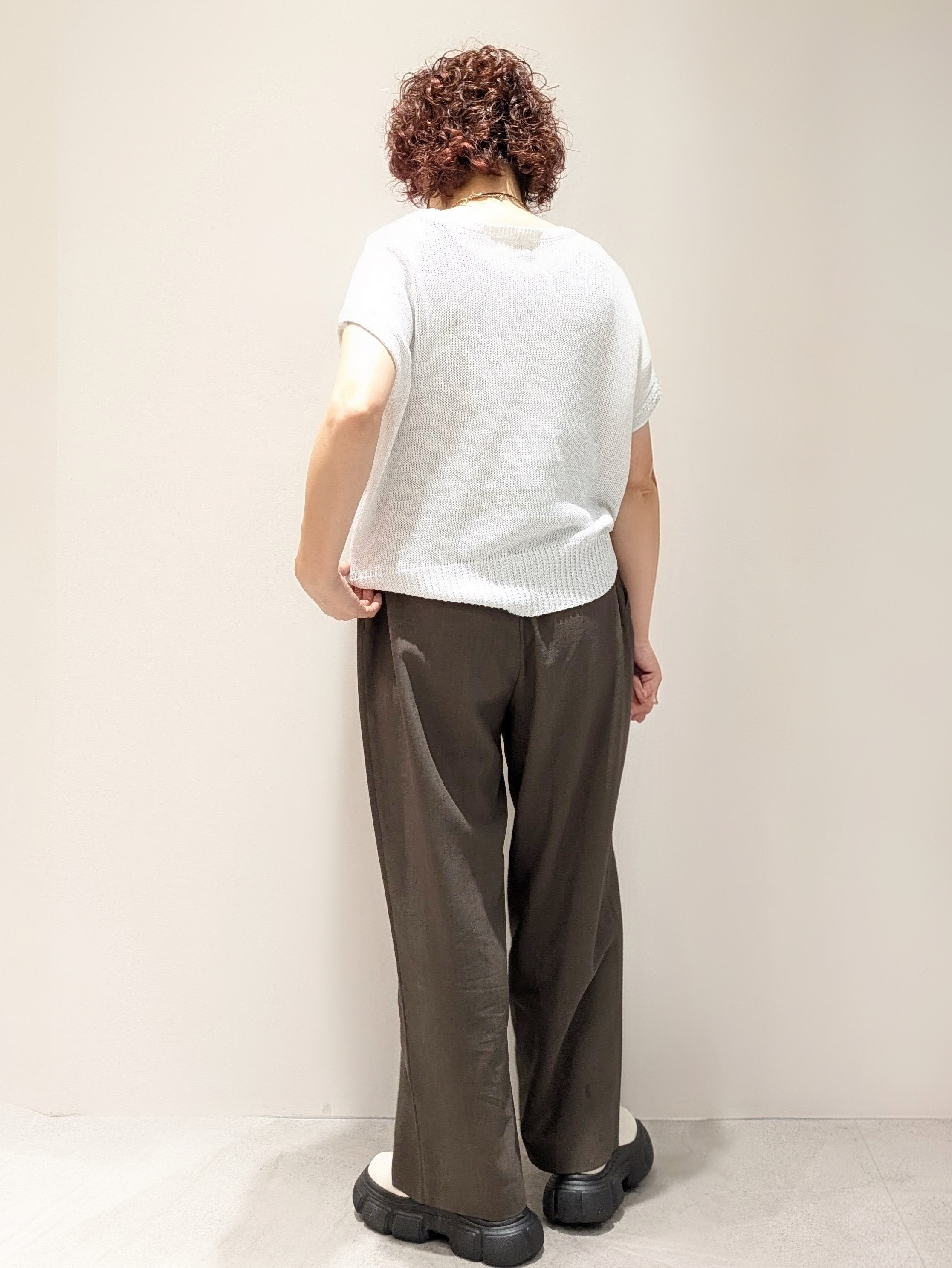 4410さんの「OPAQUE.CLIP｜ラメメッシュ フレンチスリーブニット【洗濯機OK】」を使ったコーディネート