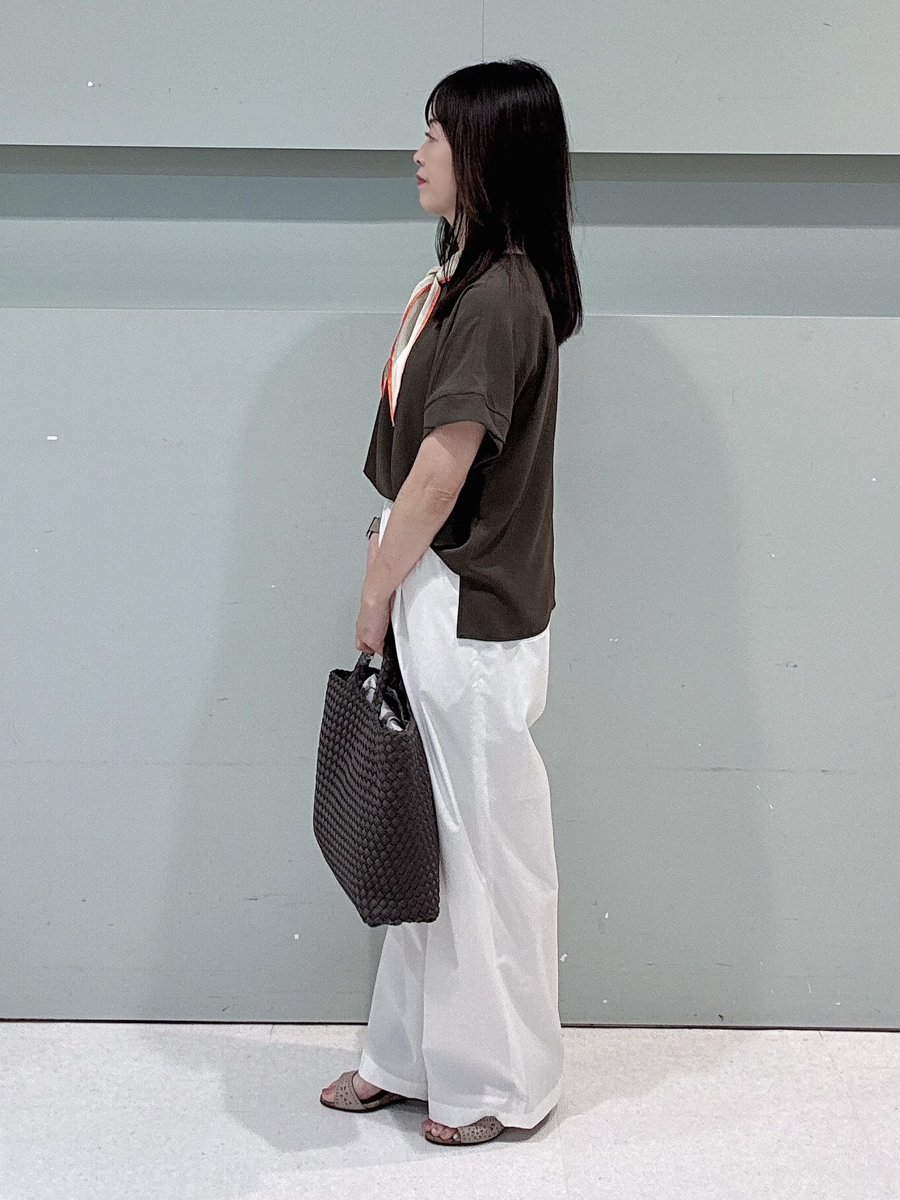 makiさんの「UNTITLED｜【セットアップ可/UVカット/前後2WAY】リラクシーフレンチスリーブブラウス」を使ったコーディネート