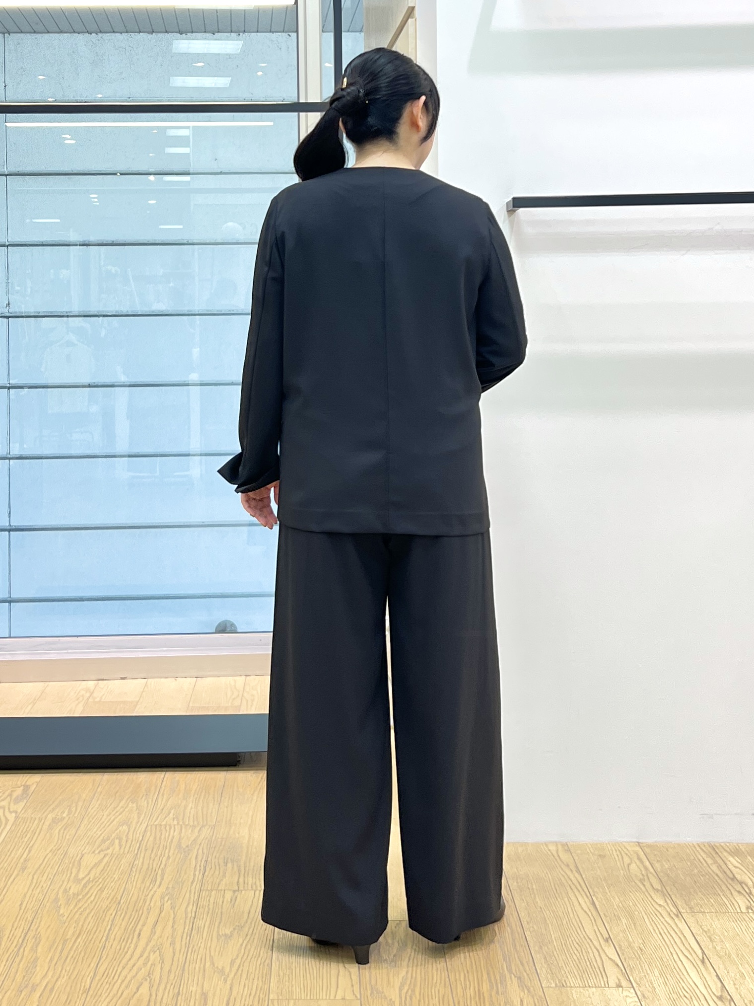 shimaさんの「INDIVI｜【接触冷感／透湿／着る日傘】ノーカラージャケット」を使ったコーディネート