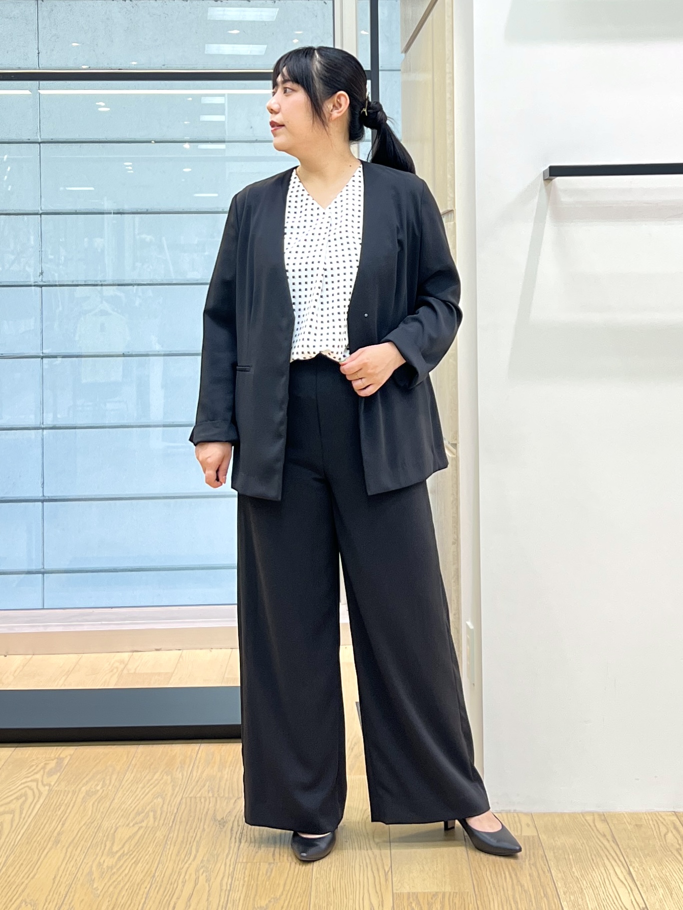 shimaさんの「INDIVI｜【接触冷感／透湿／着る日傘】ノーカラージャケット」を使ったコーディネート