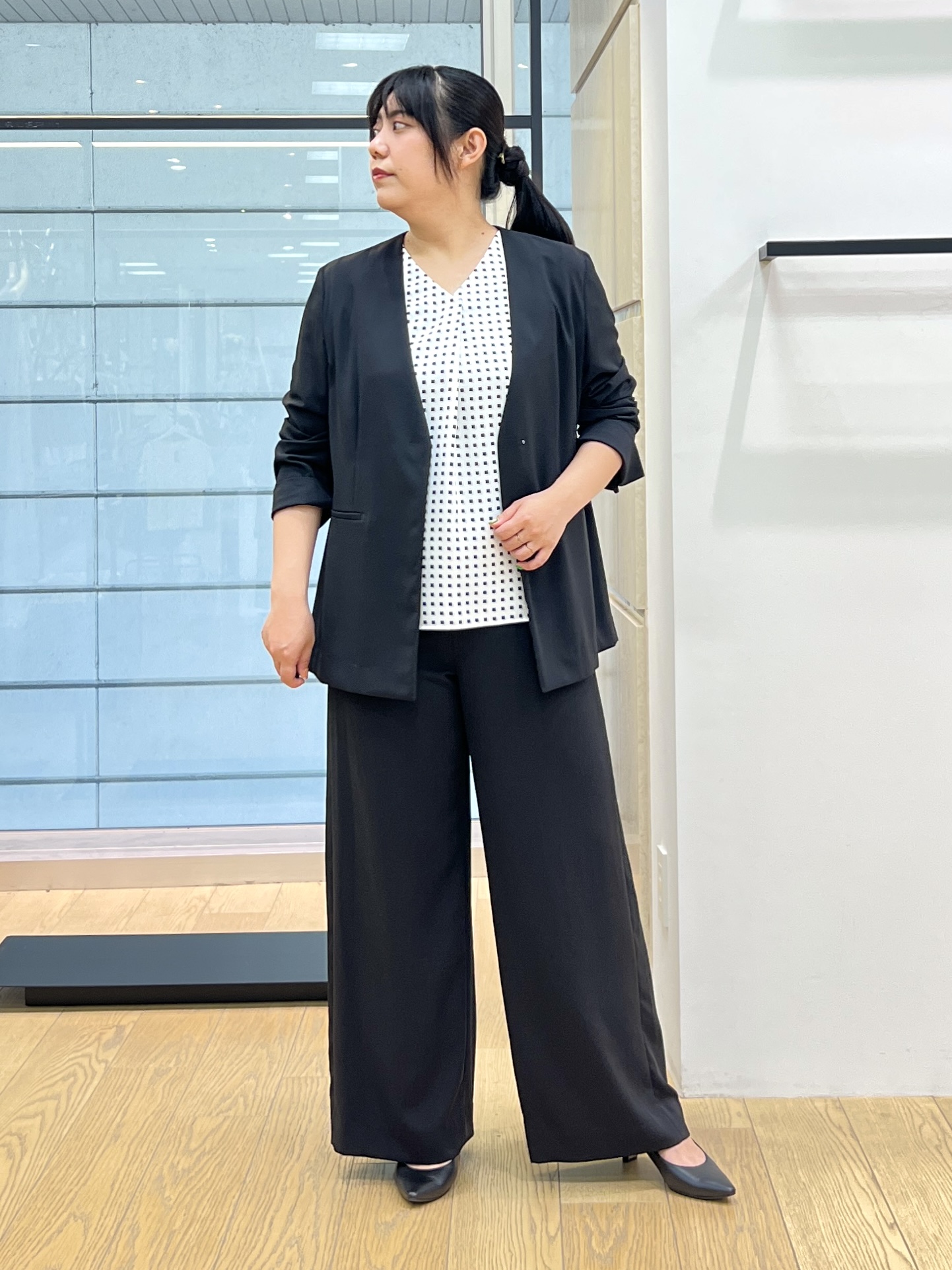 shimaさんの「INDIVI｜【接触冷感／透湿／着る日傘】ノーカラージャケット」を使ったコーディネート