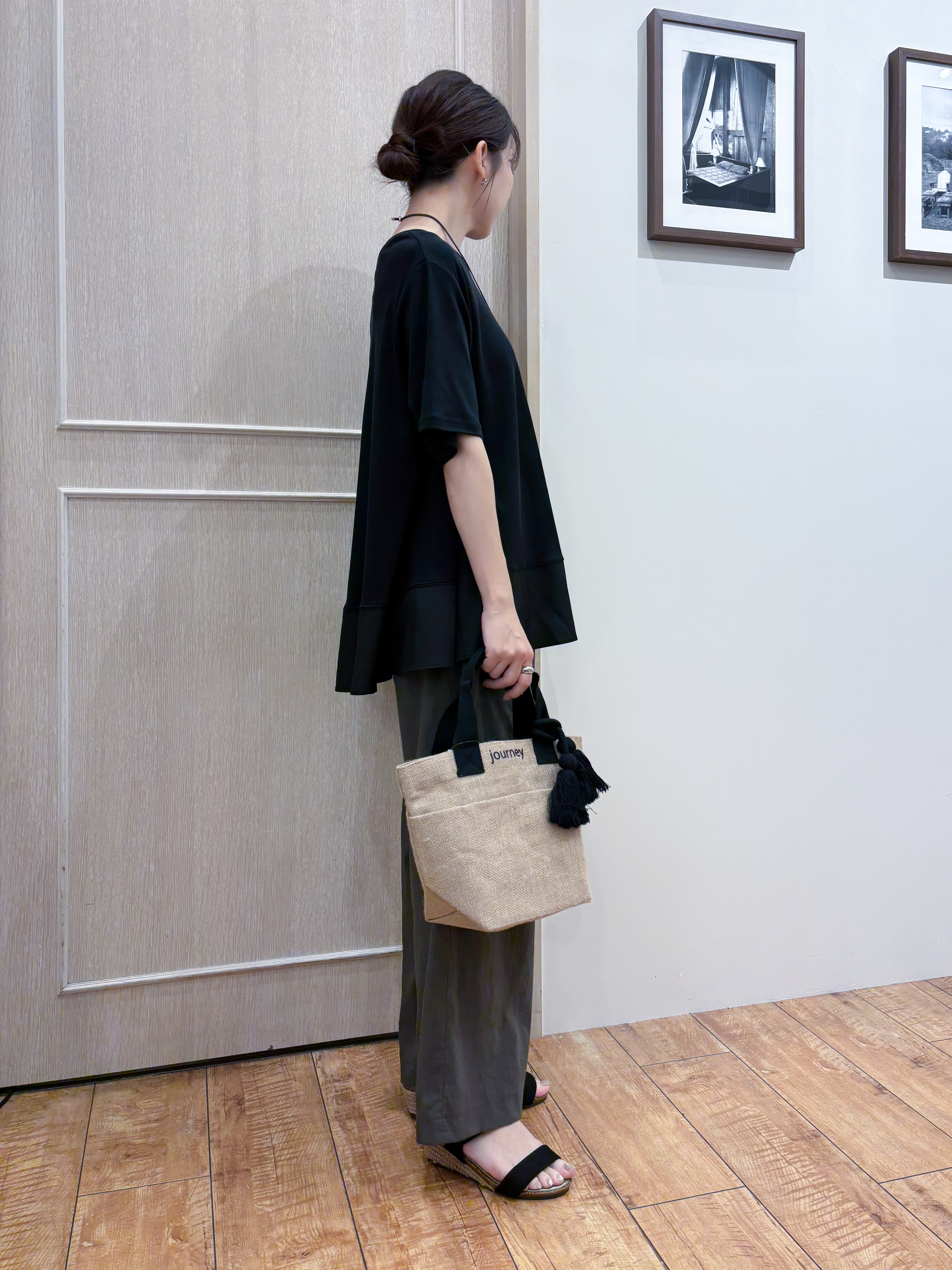 なみさんの「SHOO･LA･RUE｜【UV/抗菌防臭/洗濯機可】体型カバーも叶う 裾切り替えAライントップス」を使ったコーディネート