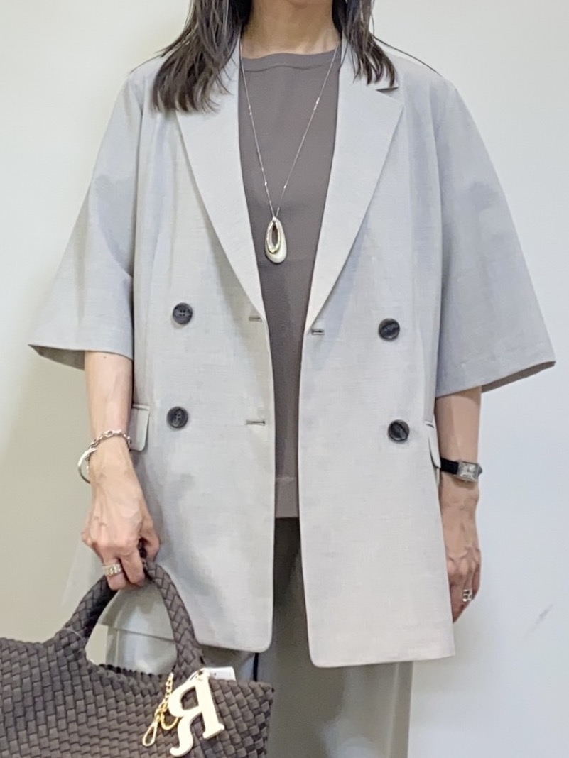 tomoさんの「UNTITLED｜【シワになりにくい/セットアップ可/接触冷感】ハーフスリーブジャケット」を使ったコーディネート