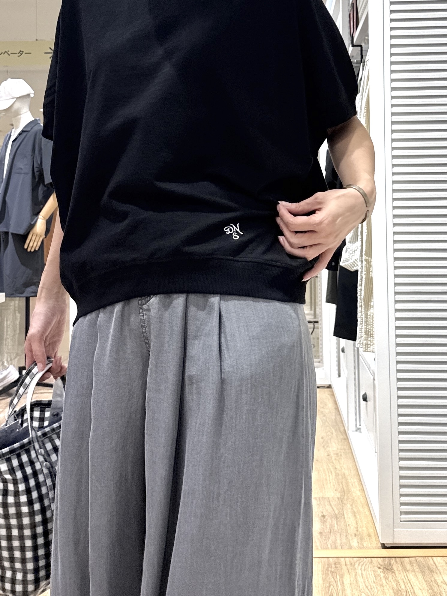 Junさんの「Dessin｜【洗える】ミニ裏毛ドルマンスリーブプルオーバー」を使ったコーディネート