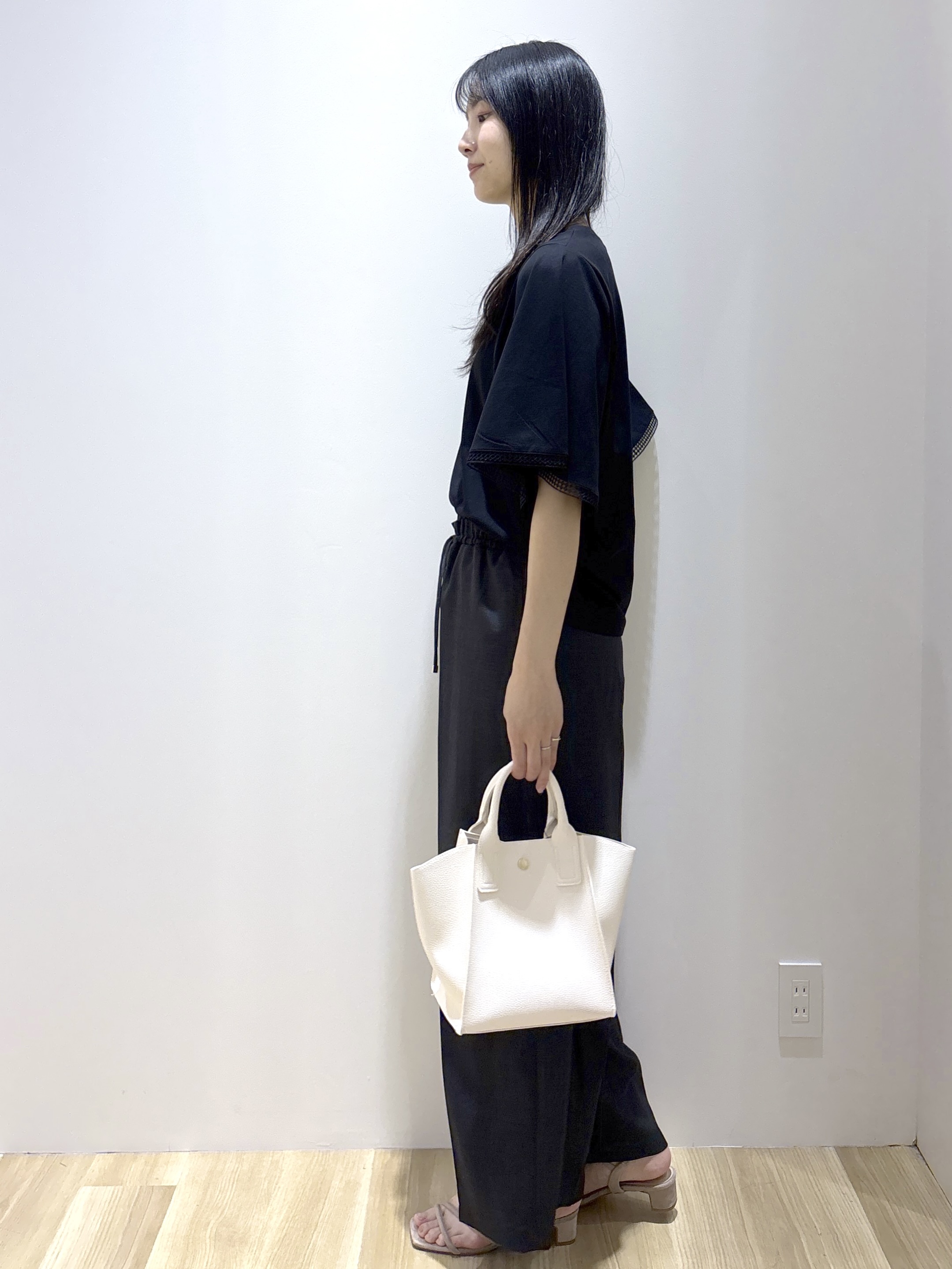 sachikoさんの「OPAQUE.CLIP｜袖口レースフレアスリーブカットソー【洗濯機OK】」を使ったコーディネート