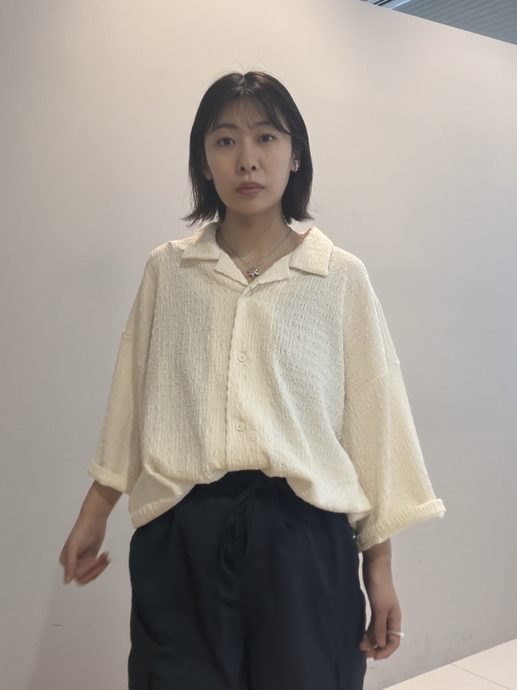 abeさんの「tk.TAKEO KIKUCHI｜シュリンクジャガード開襟シャツ」を使ったコーディネート