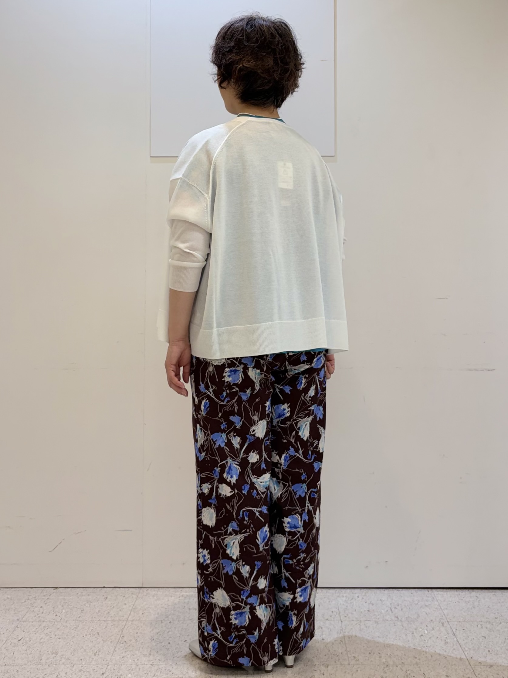 ヤスコさんの「Reflect｜【冷房対策に◎】すっきり見え着流しカーディガン」を使ったコーディネート