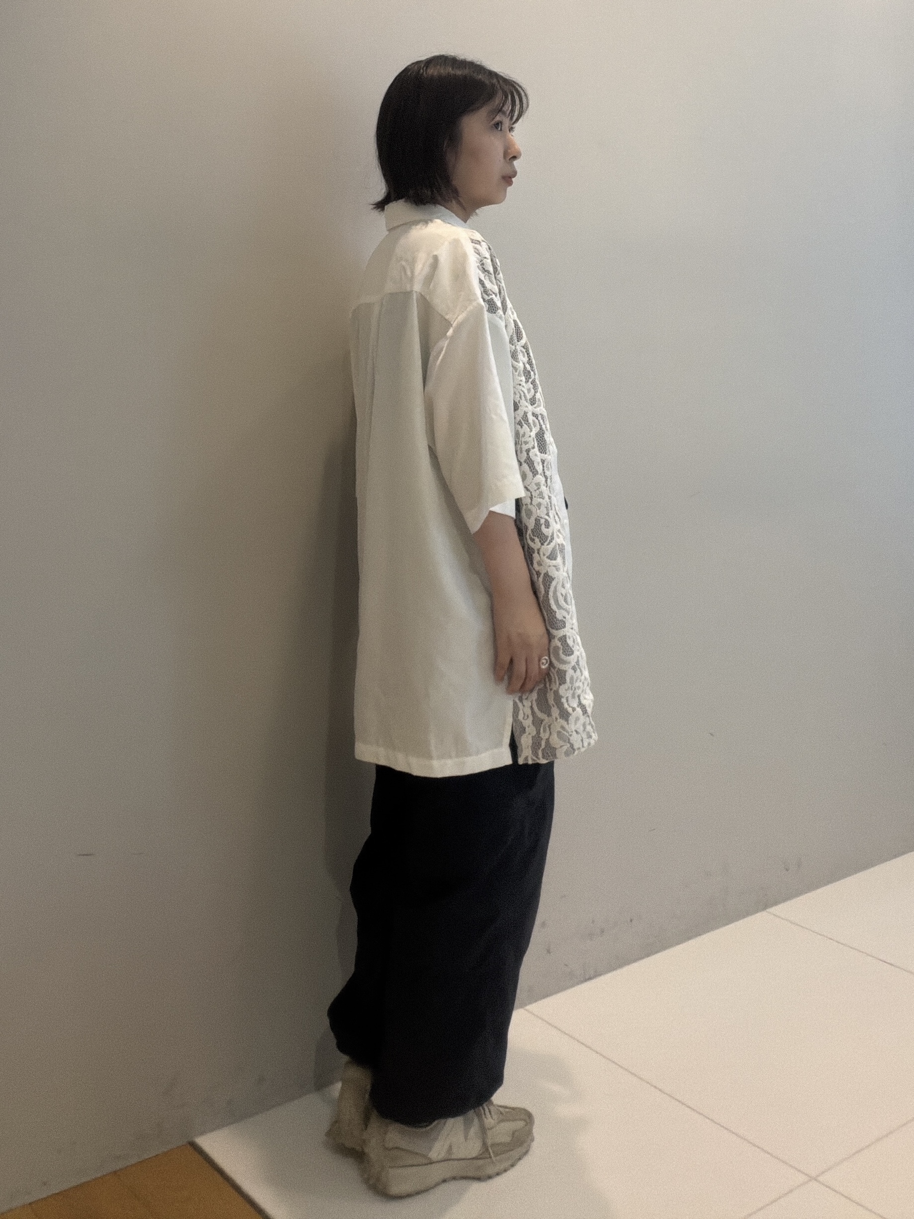 abeさんの「tk.TAKEO KIKUCHI｜【昨年売上1500枚超え！】ボタニカルレースシャツ/フラワーデザイン/レース/大人気/モード/キレイ」を使ったコーディネート
