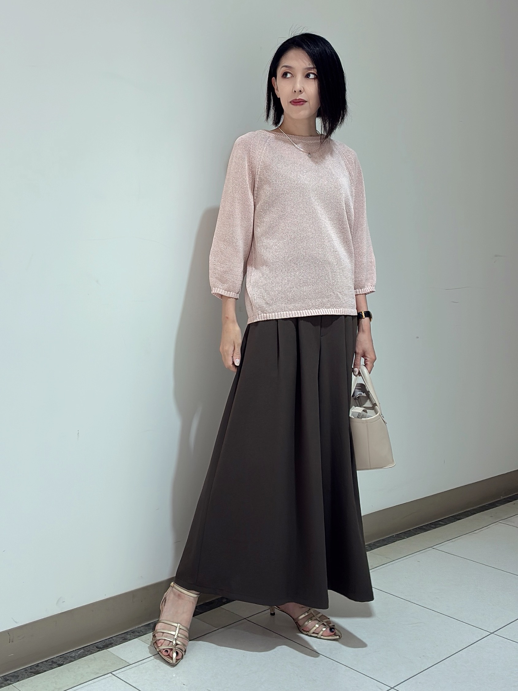 環さんの「UNTITLED｜【洗える/ゆったり】クルーネックドライニット」を使ったコーディネート