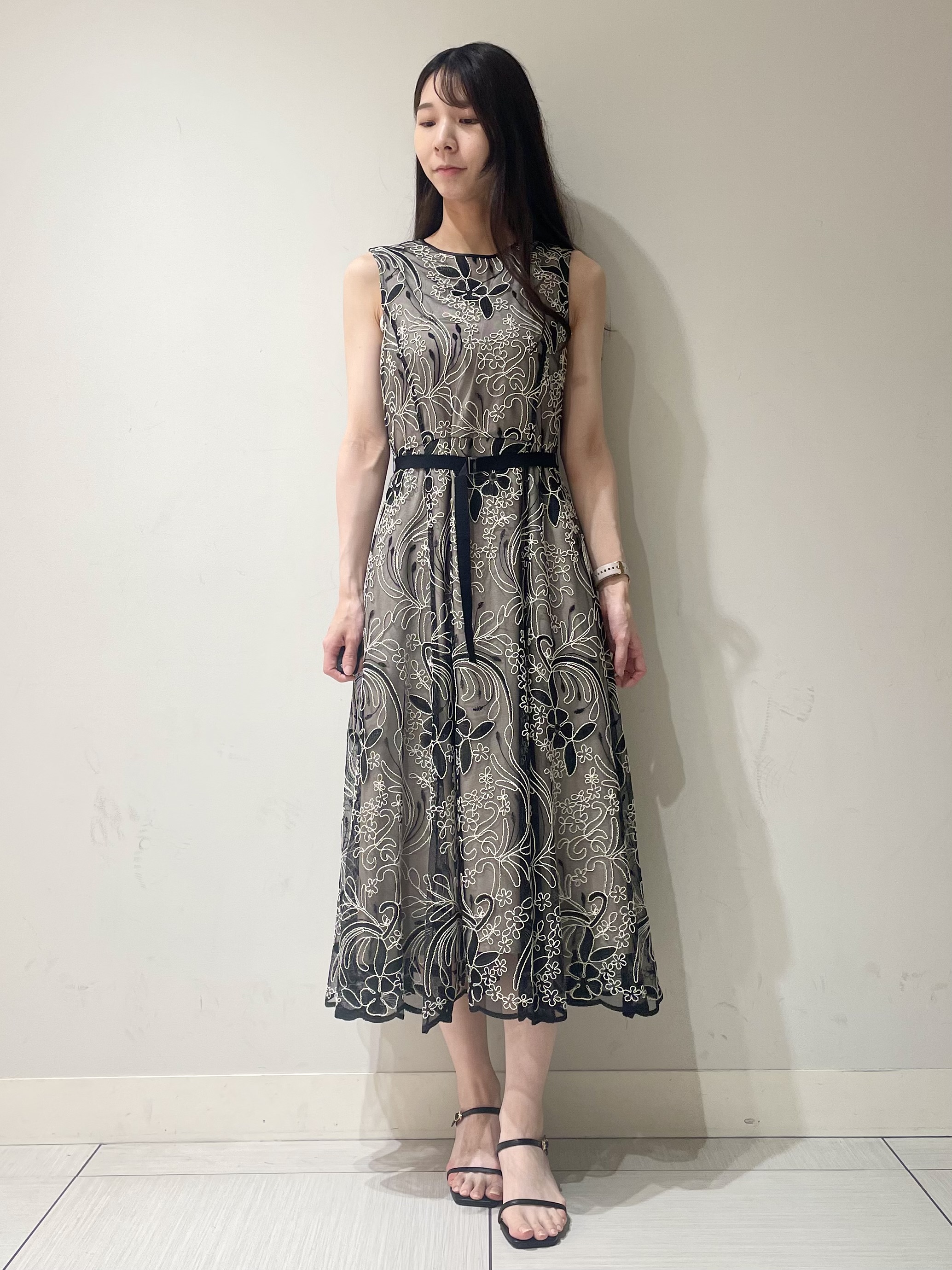 ことさんの「DRESSTERIOR｜◆シアーコードレース ドレス」を使ったコーディネート