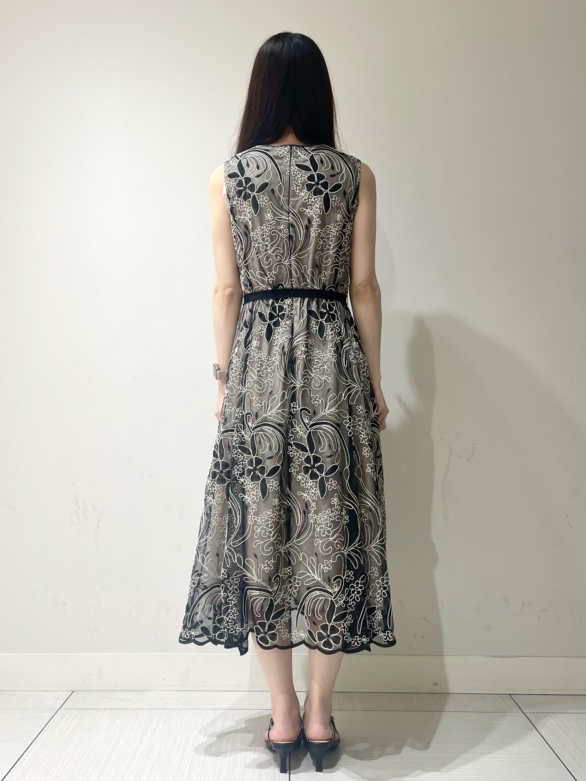 ことさんの「DRESSTERIOR｜◆シアーコードレース ドレス」を使ったコーディネート