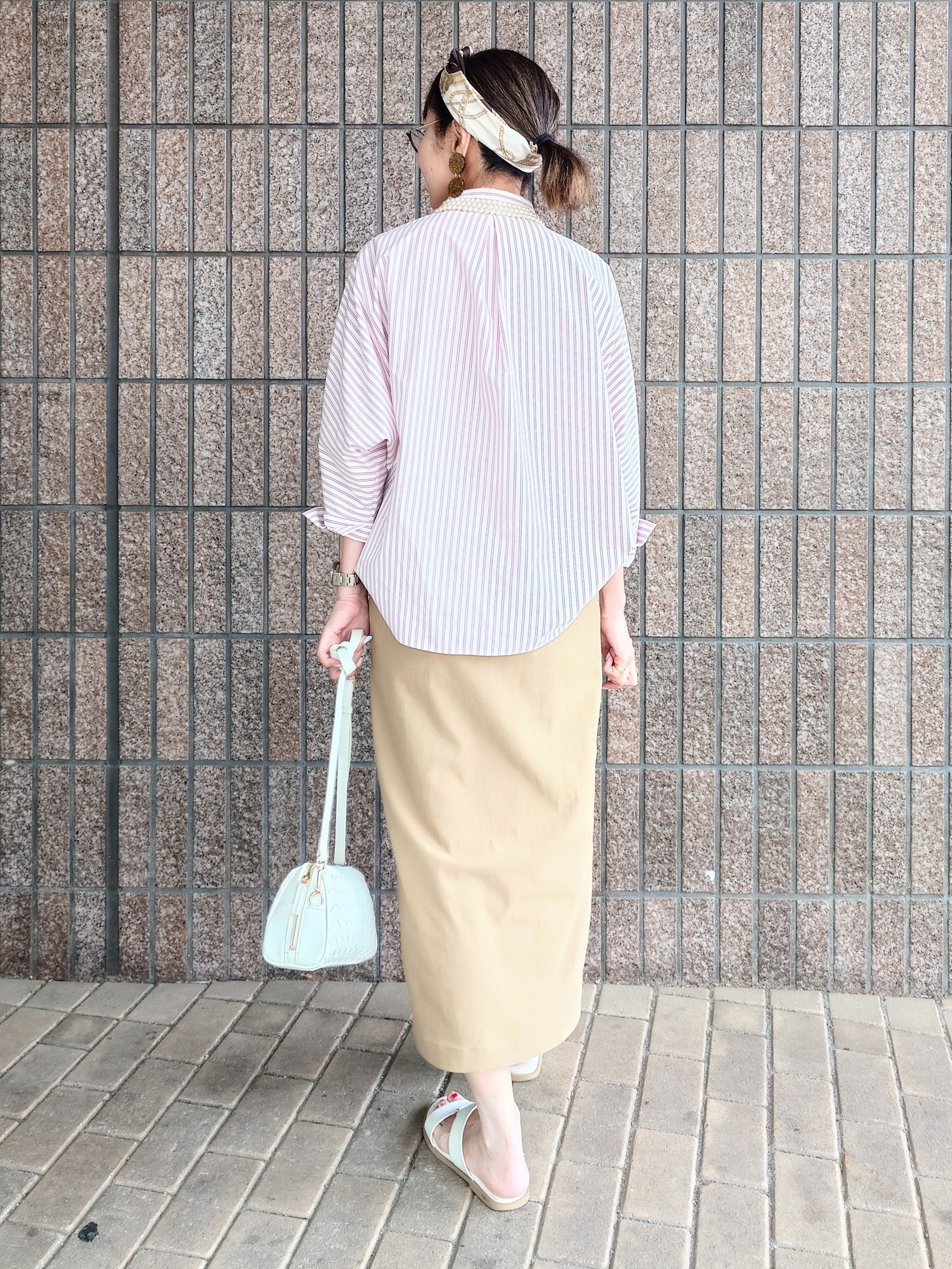 MUTSUKOさんの「UNTITLED｜【接触冷感/吸水速乾/UVカット】ドルマンスリーブシャツ」を使ったコーディネート