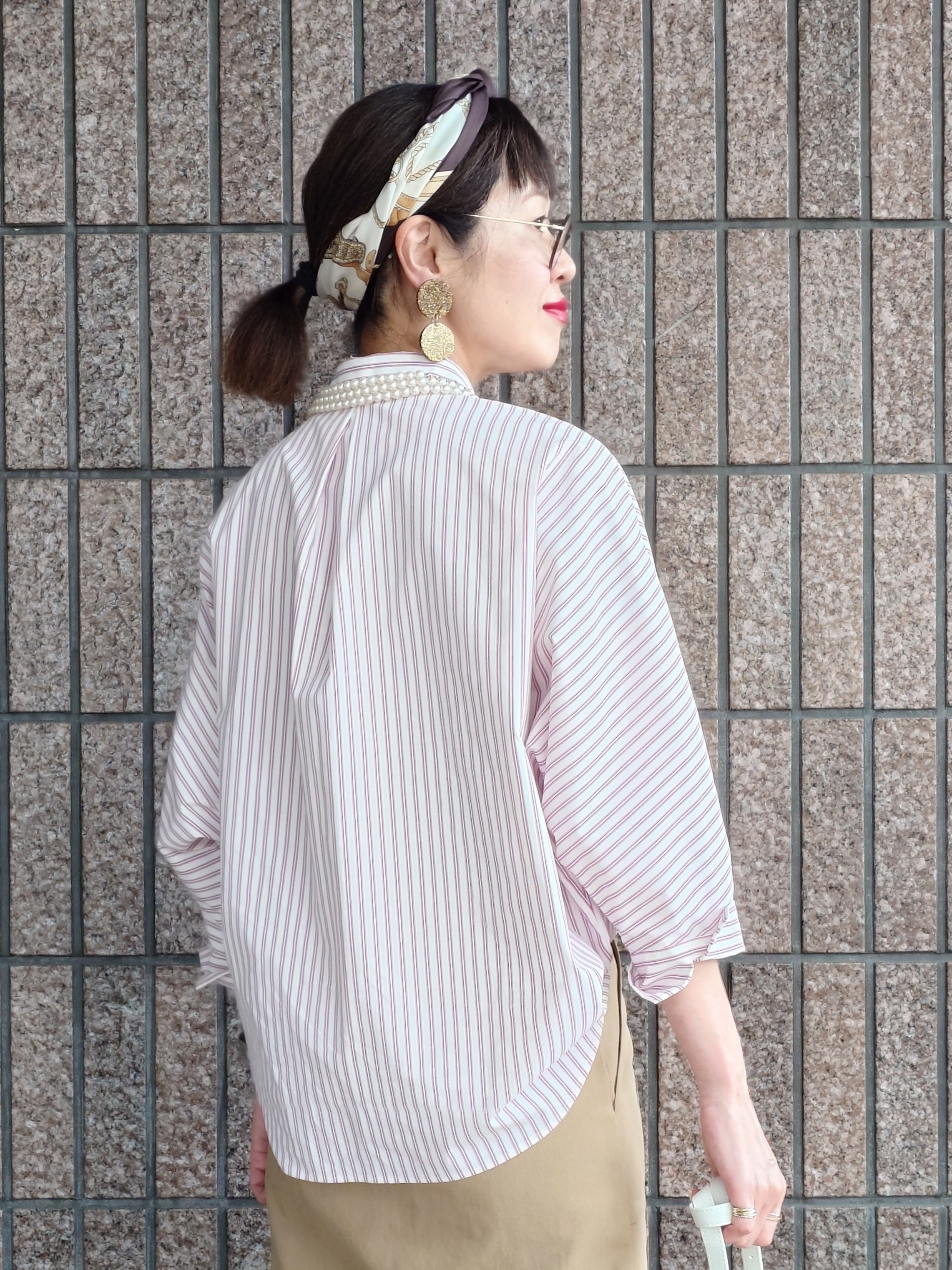 MUTSUKOさんの「UNTITLED｜【接触冷感/吸水速乾/UVカット】ドルマンスリーブシャツ」を使ったコーディネート