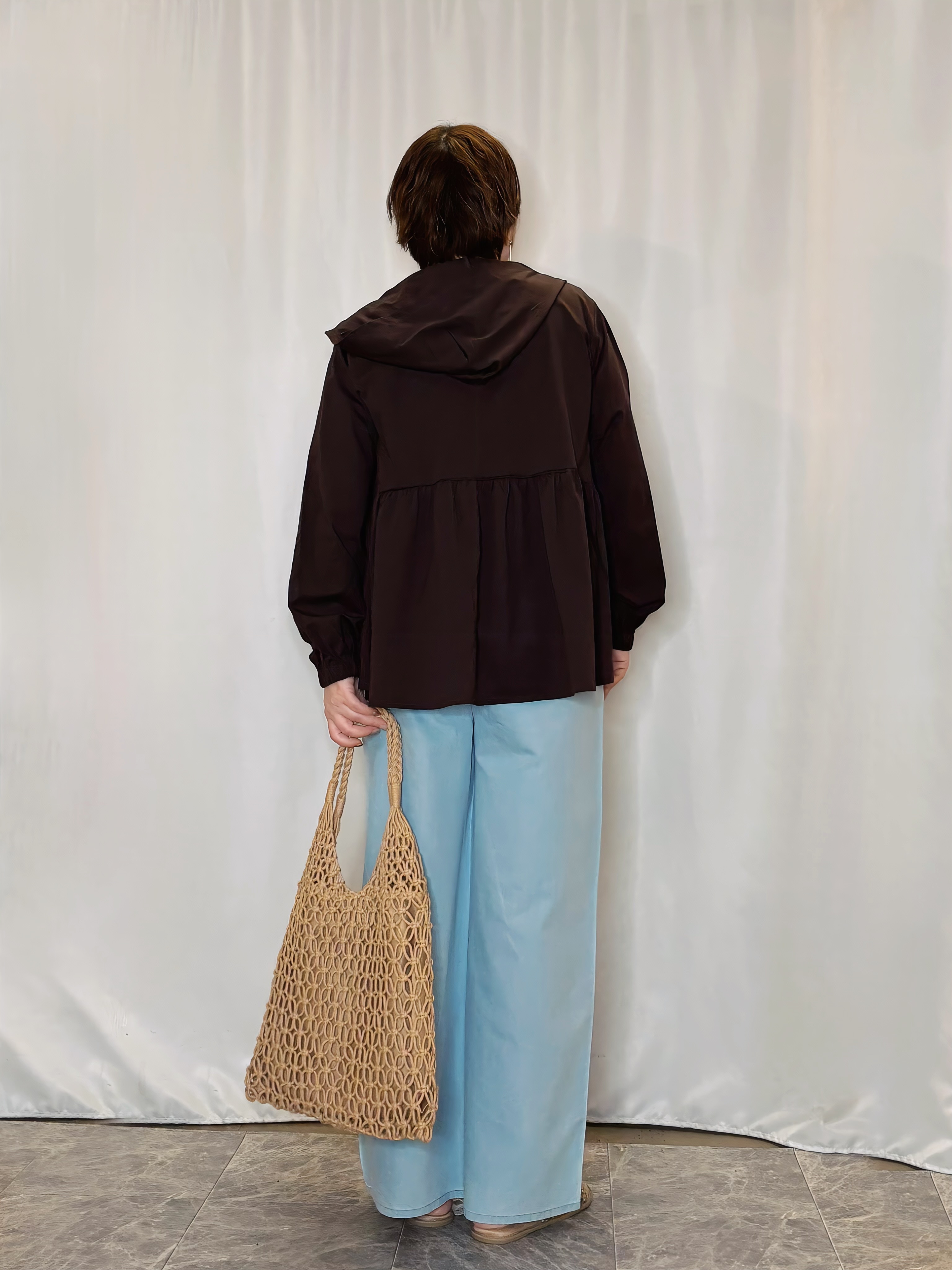 たみさんの「SHOO･LA･RUE｜【S-LL/体型カバー】日焼け対策にも女性らしさを UVカットペプラムパーカ」を使ったコーディネート