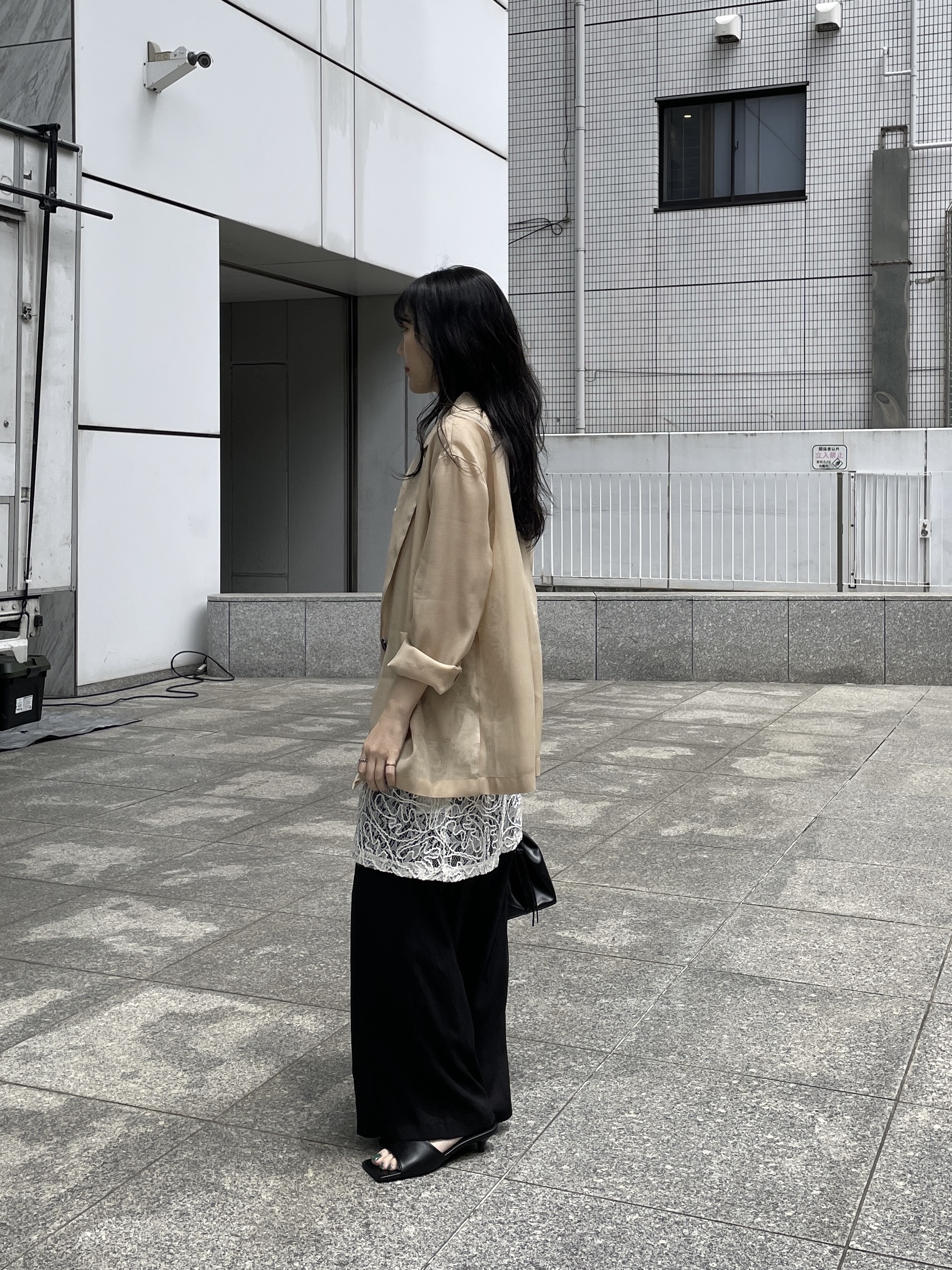 rinaさんの「INDIVI｜【接触冷感/通気性】シアーシャツジャケット」を使ったコーディネート