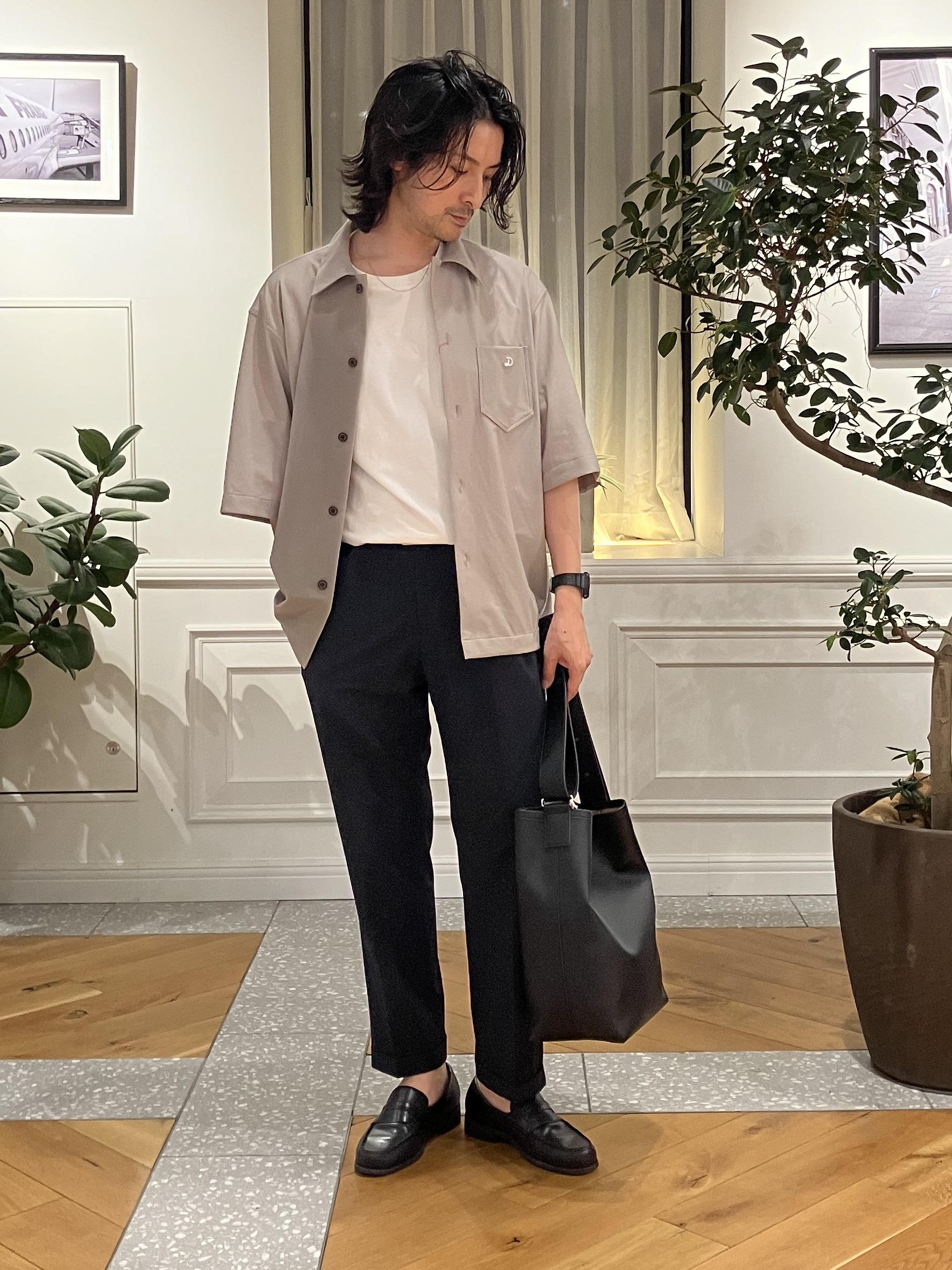 junyaさんの「DRESSTERIOR｜◆【接触冷感/UVカット/ウォッシャブル/Safari5月号掲載】AIRTOOL ハーフスリーブシャ」を使ったコーディネート