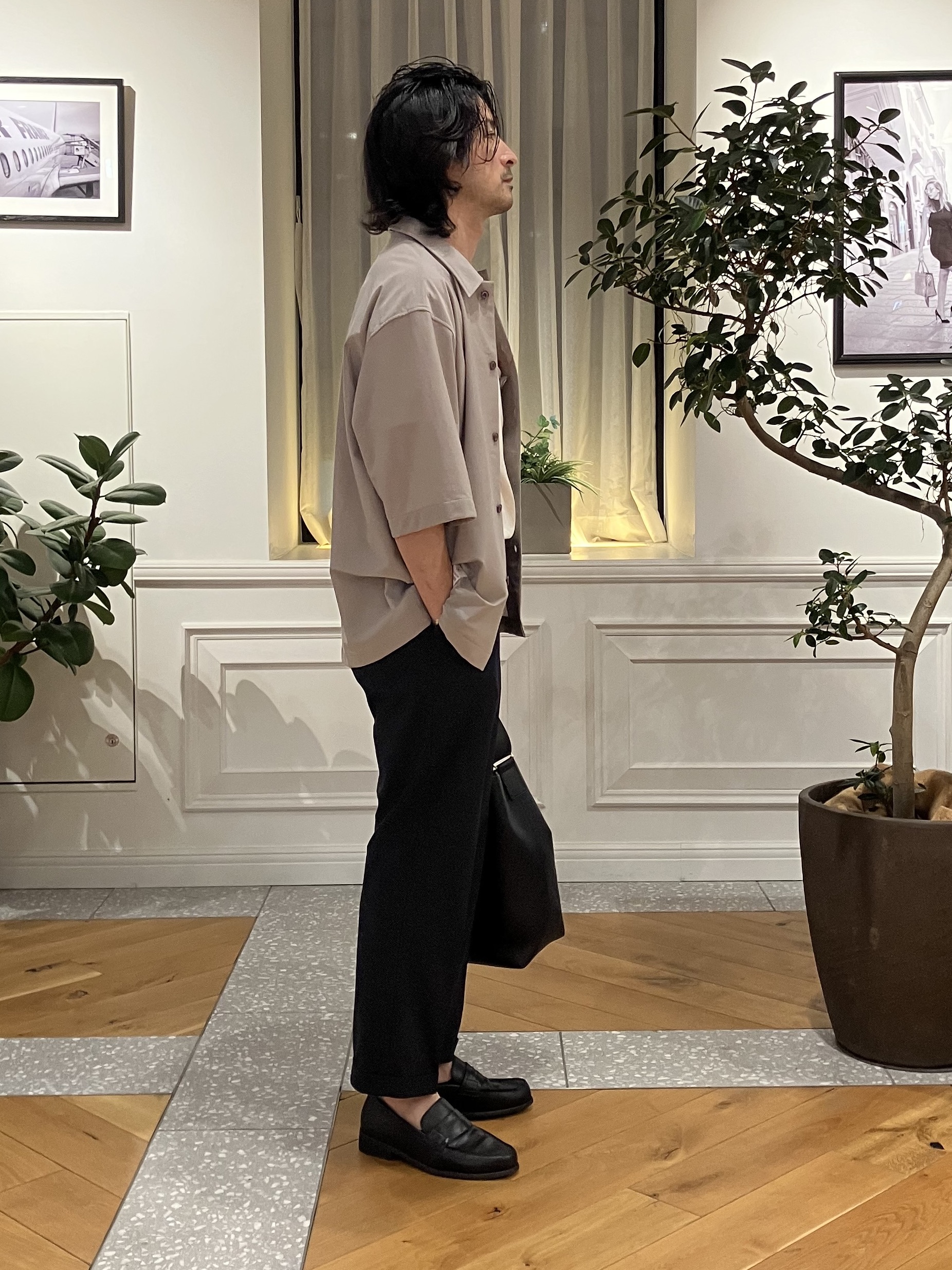 junyaさんの「DRESSTERIOR｜◆【接触冷感/UVカット/ウォッシャブル/Safari5月号掲載】AIRTOOL ハーフスリーブシャ」を使ったコーディネート