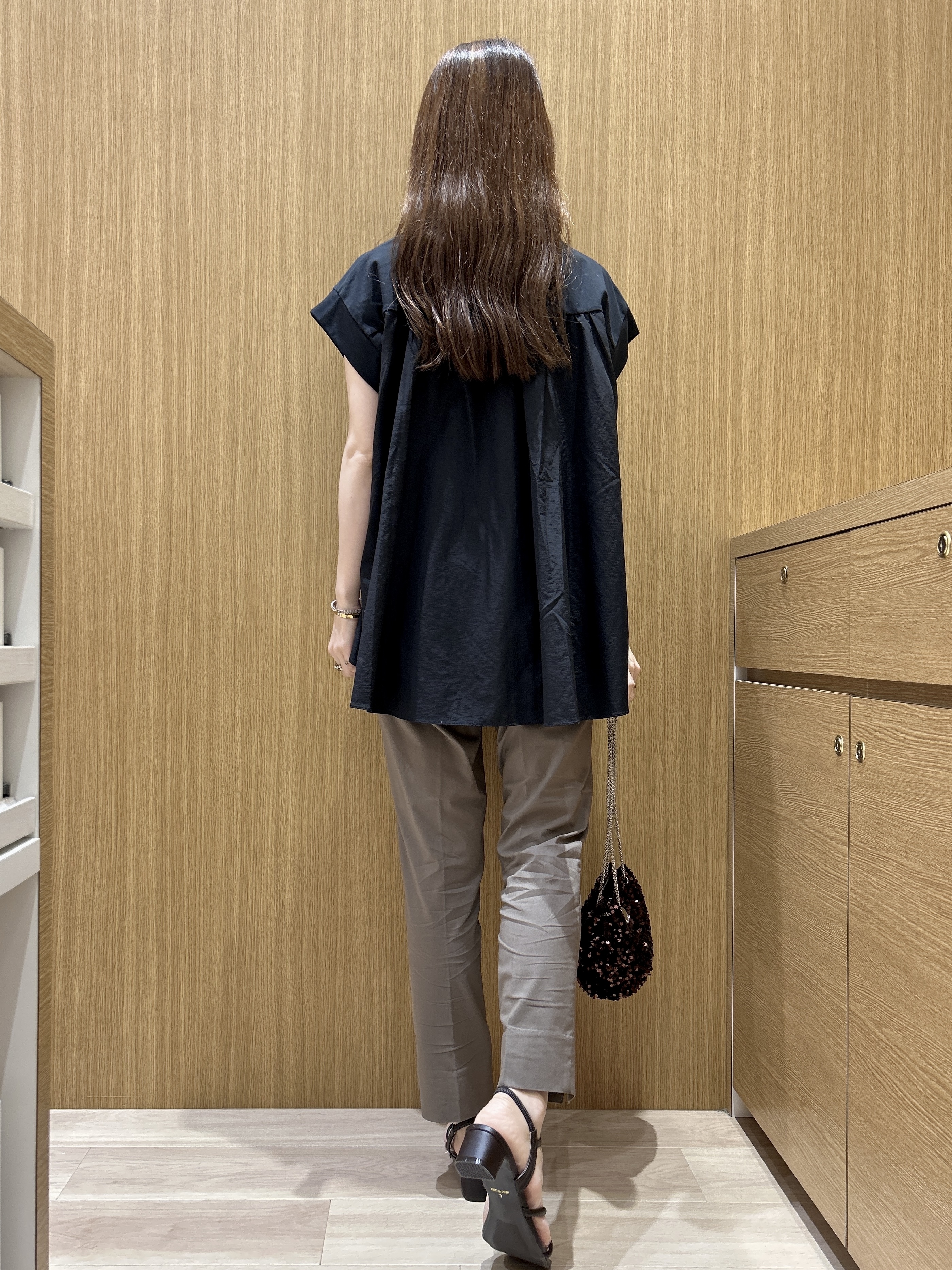 maiさんの「OPAQUE.CLIP｜【接触冷感】バックフレアドッキングカットソー《洗濯機OK》」を使ったコーディネート