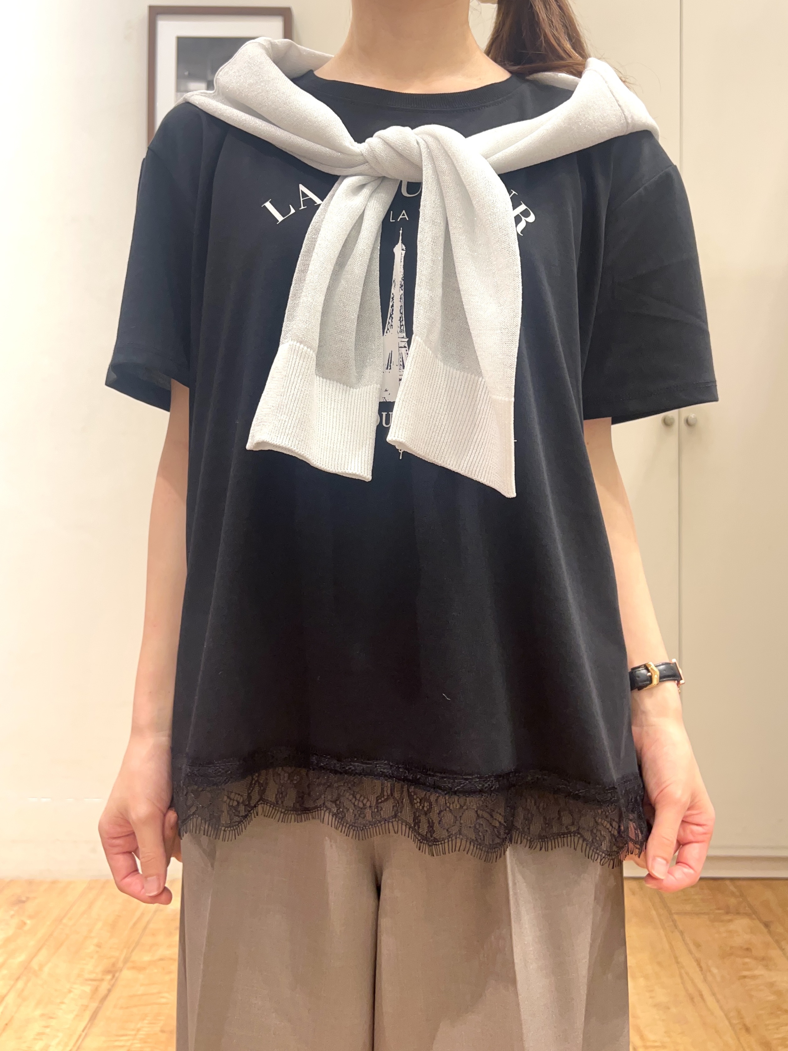 AIRIさんの「SHOO･LA･RUE｜【通気性〇/洗濯機可/S-LL】シアーラメカーディガン」を使ったコーディネート