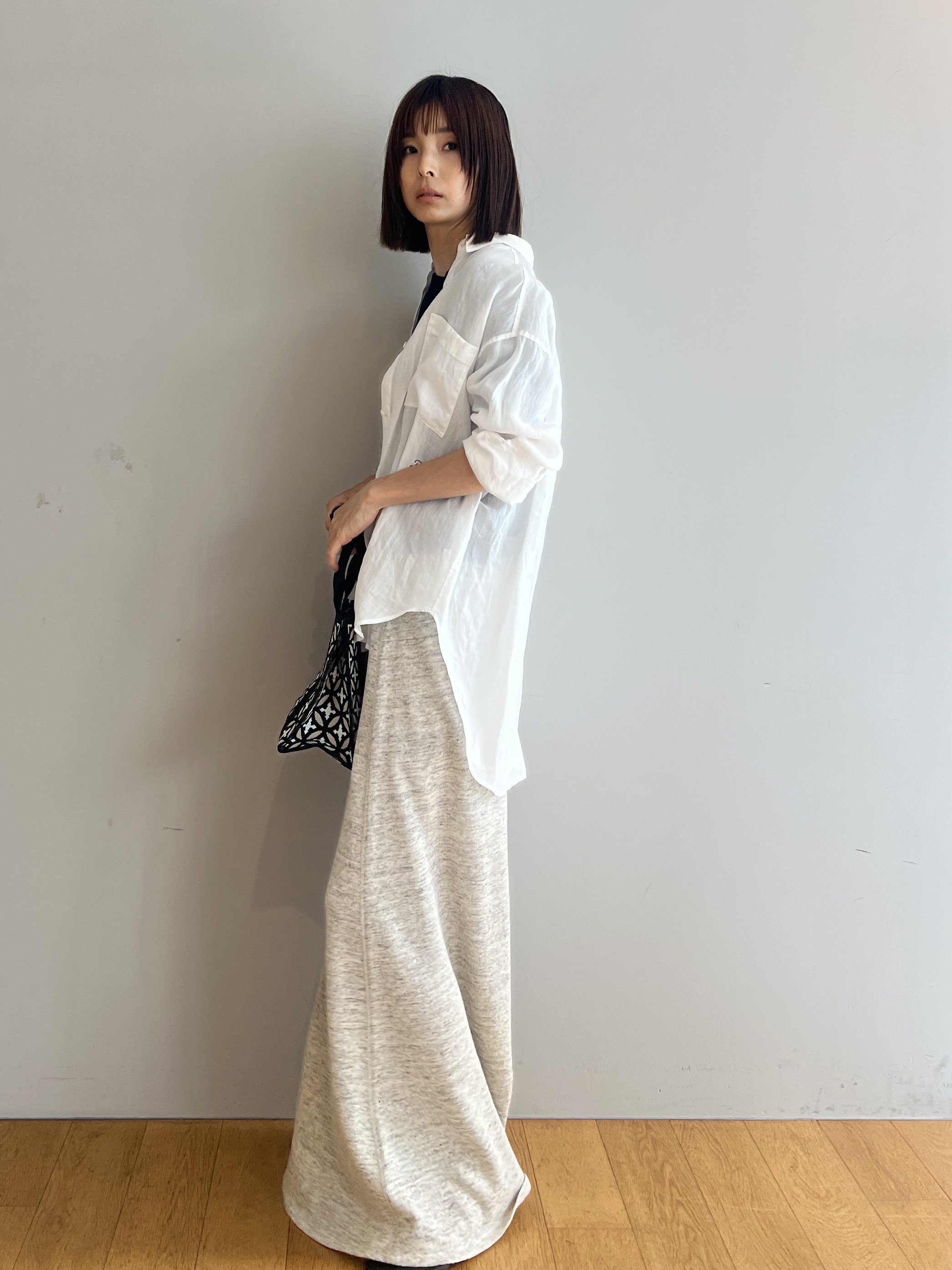 misaさんの「DRESSTERIOR｜【ウォッシャブル/セットアップ可】ウォッシャブルリネンウラケスカート」を使ったコーディネート