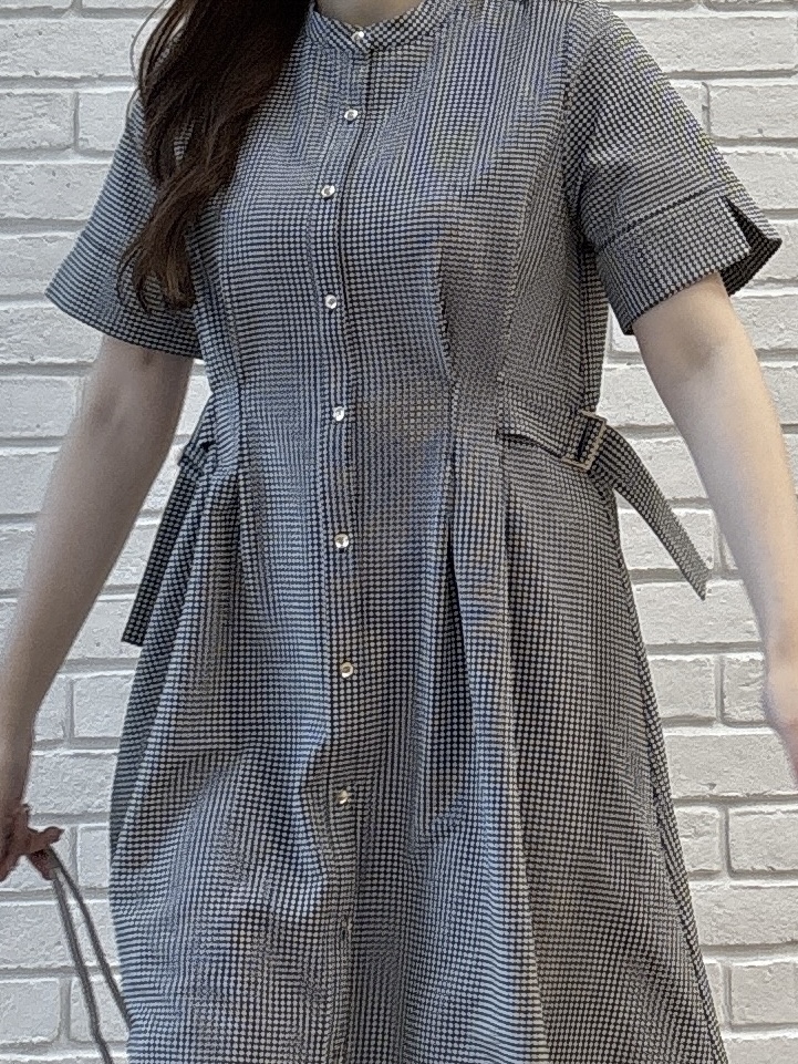 sayaさんの「grove｜【低身長さんも選べる着丈/UV・シワになりにくいetc】涼やかさも、きちんとも叶うワンピース」を使ったコーディネート