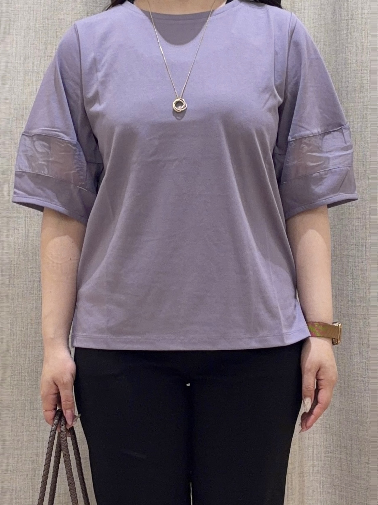 minamiさんの「grove｜【吸水速乾・UVカット】シアードッキングランタンスリーブTシャツ」を使ったコーディネート