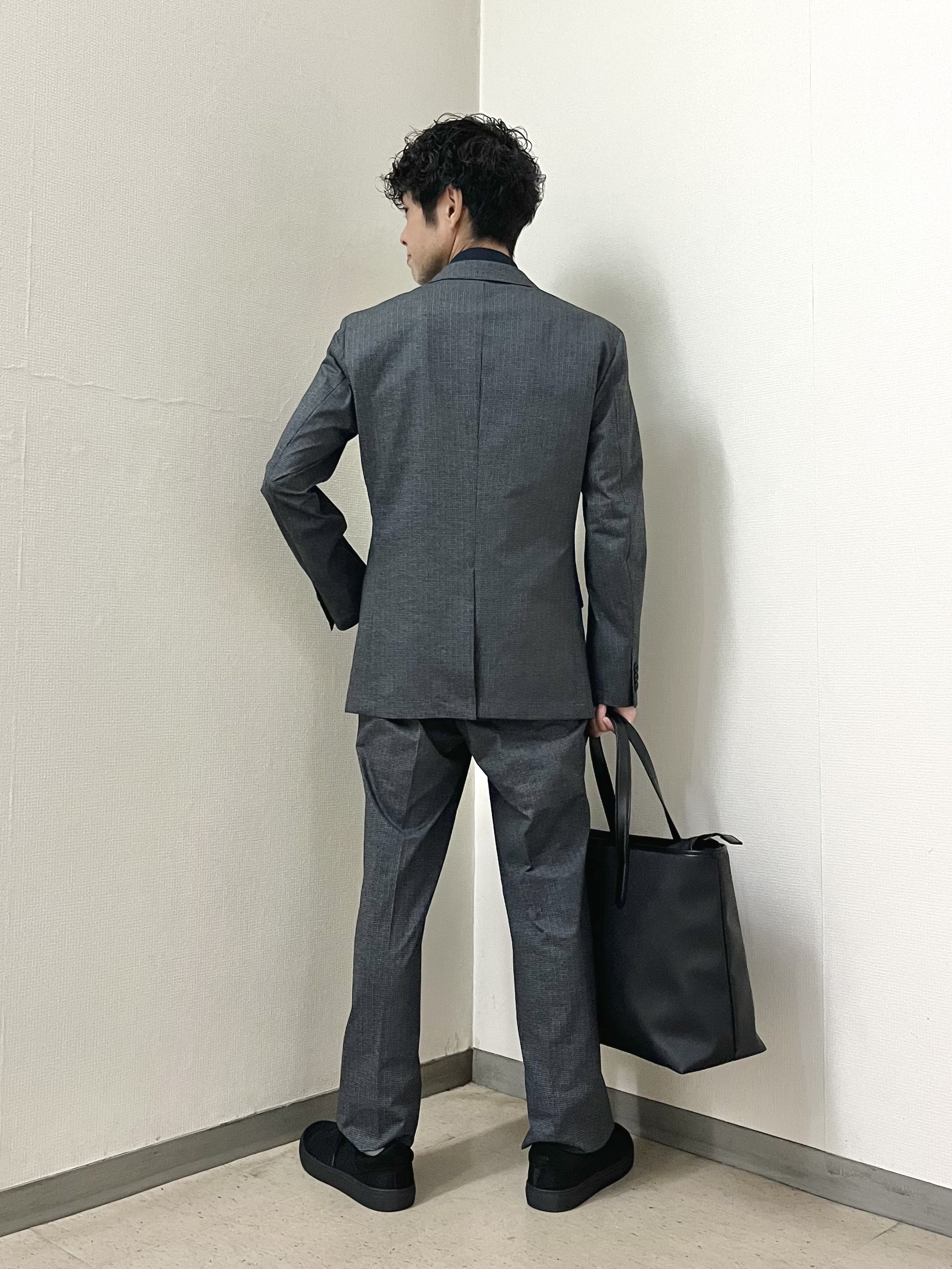 URAさんの「TAKEO KIKUCHI｜【通気性】ジャージ千鳥柄 ジャケット」を使ったコーディネート