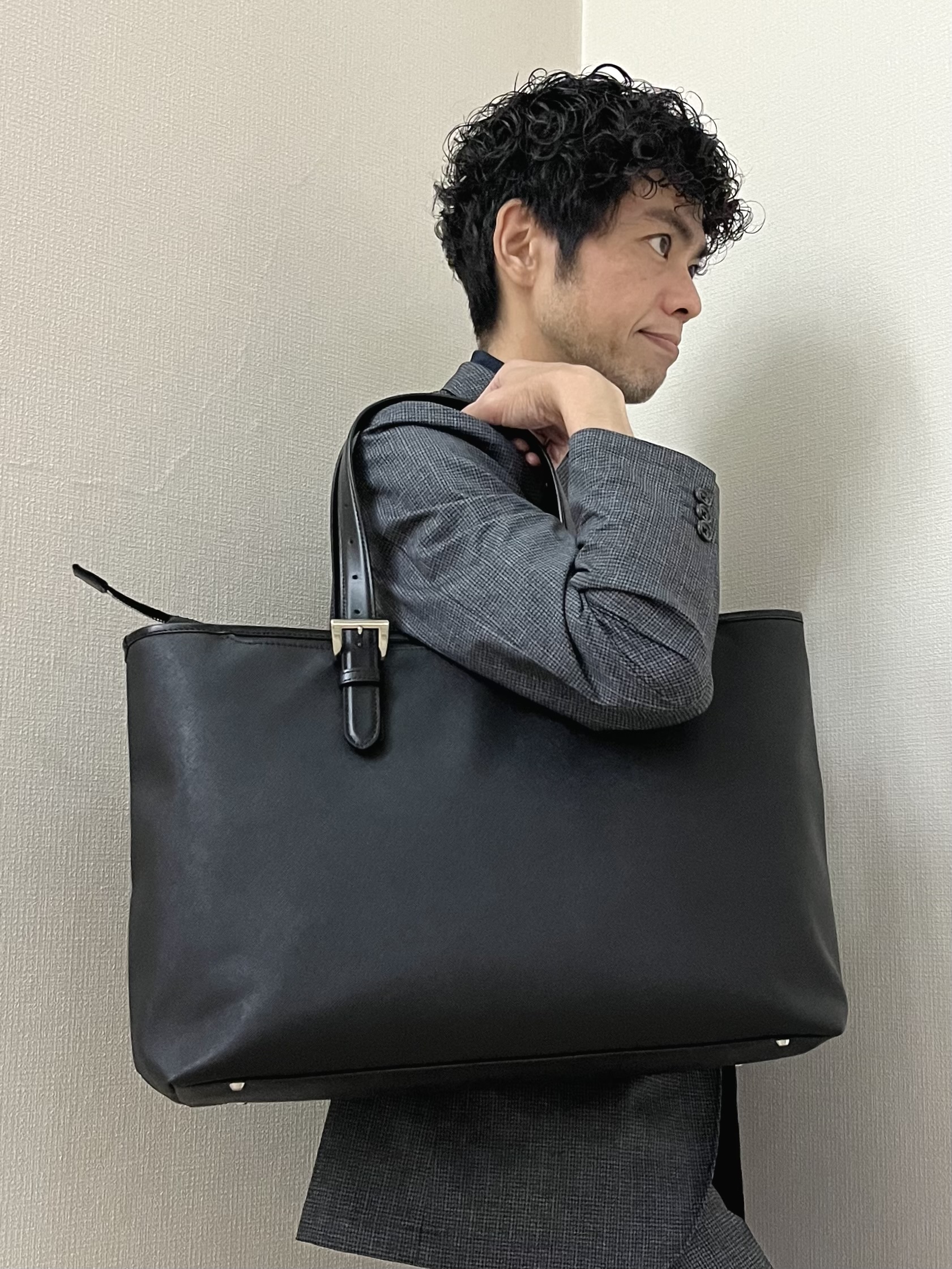 URAさんの「TAKEO KIKUCHI｜【通気性】ジャージ千鳥柄 ジャケット」を使ったコーディネート