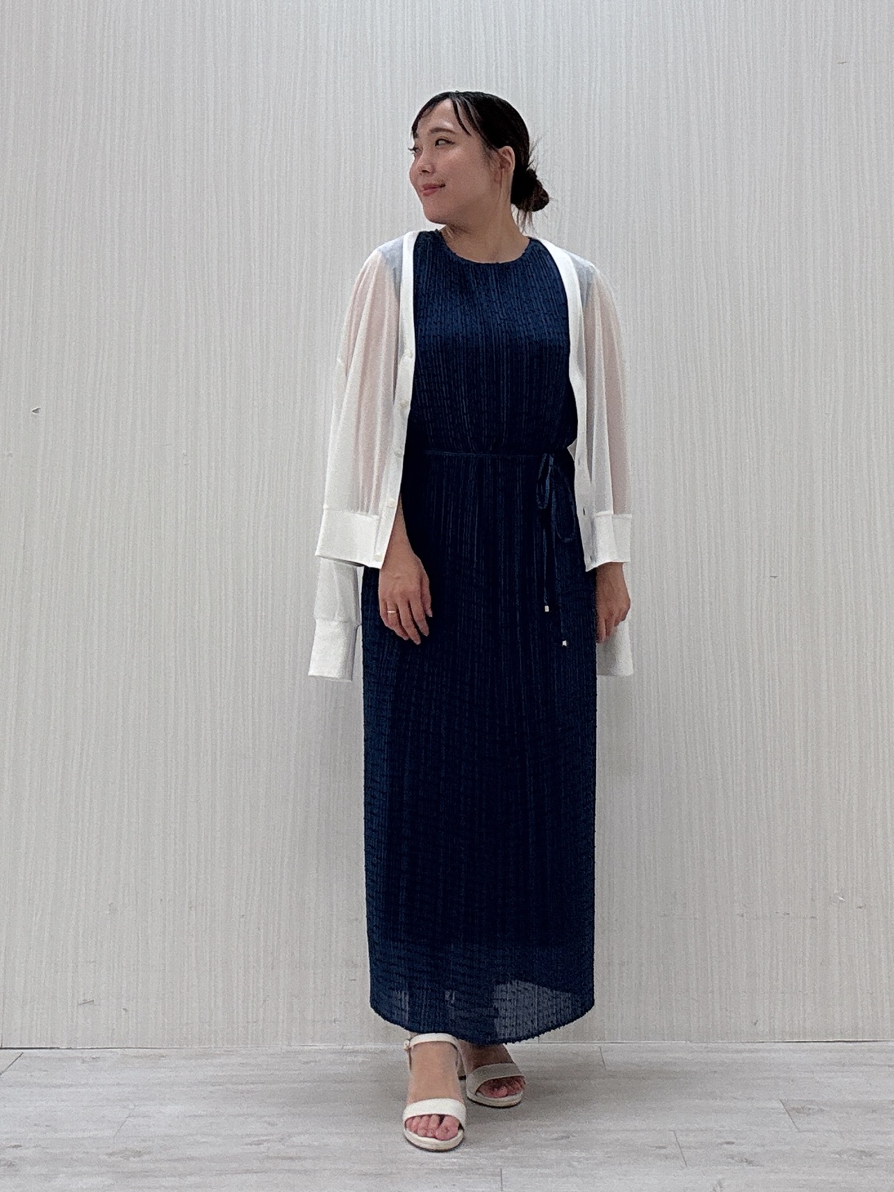 ayakaさんの「UNTITLED｜【華やか/シアー感】ドットジャガードワンピース」を使ったコーディネート