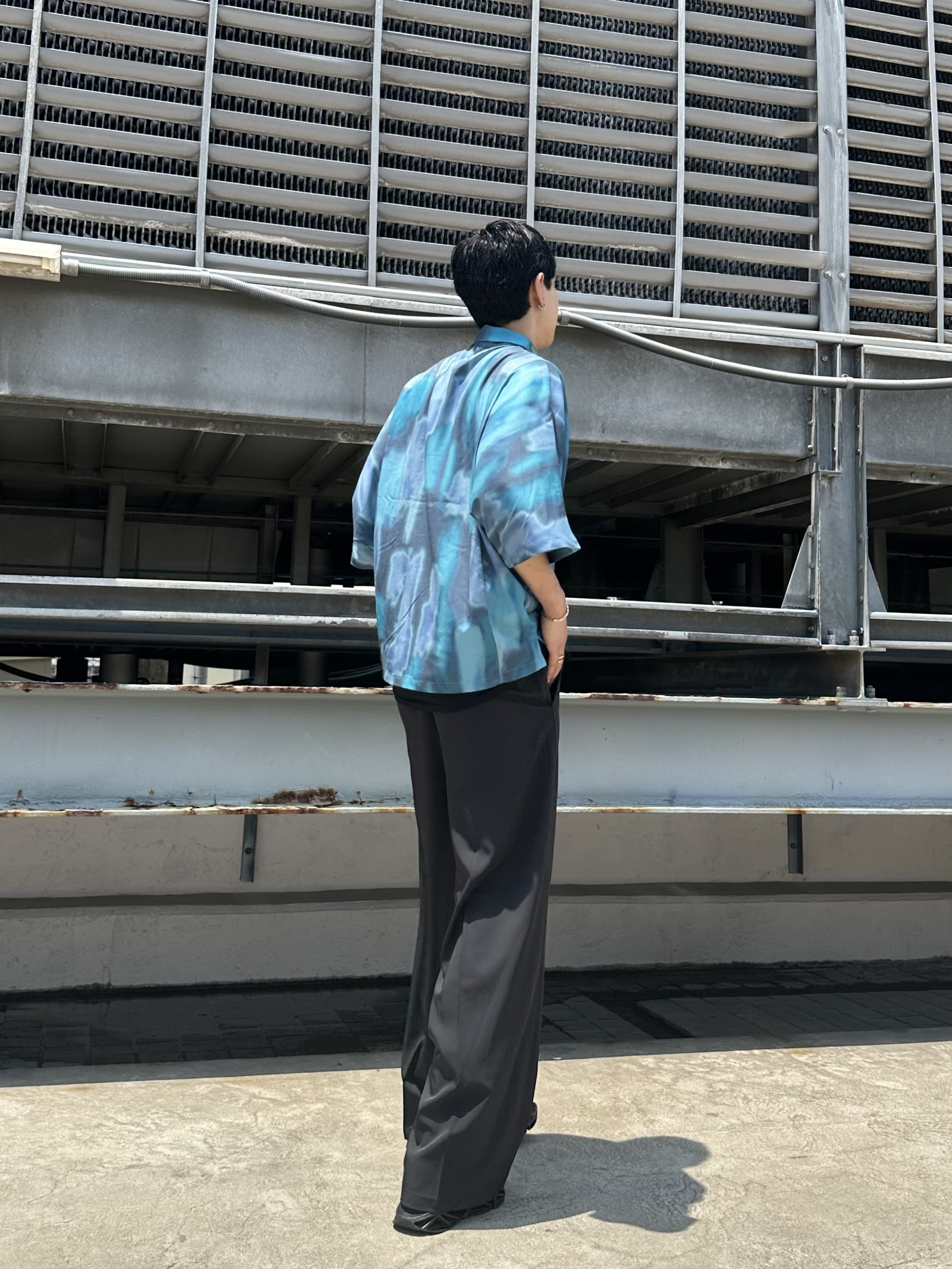 KOHEIさんの「tk.TAKEO KIKUCHI｜バギースラックス」を使ったコーディネート