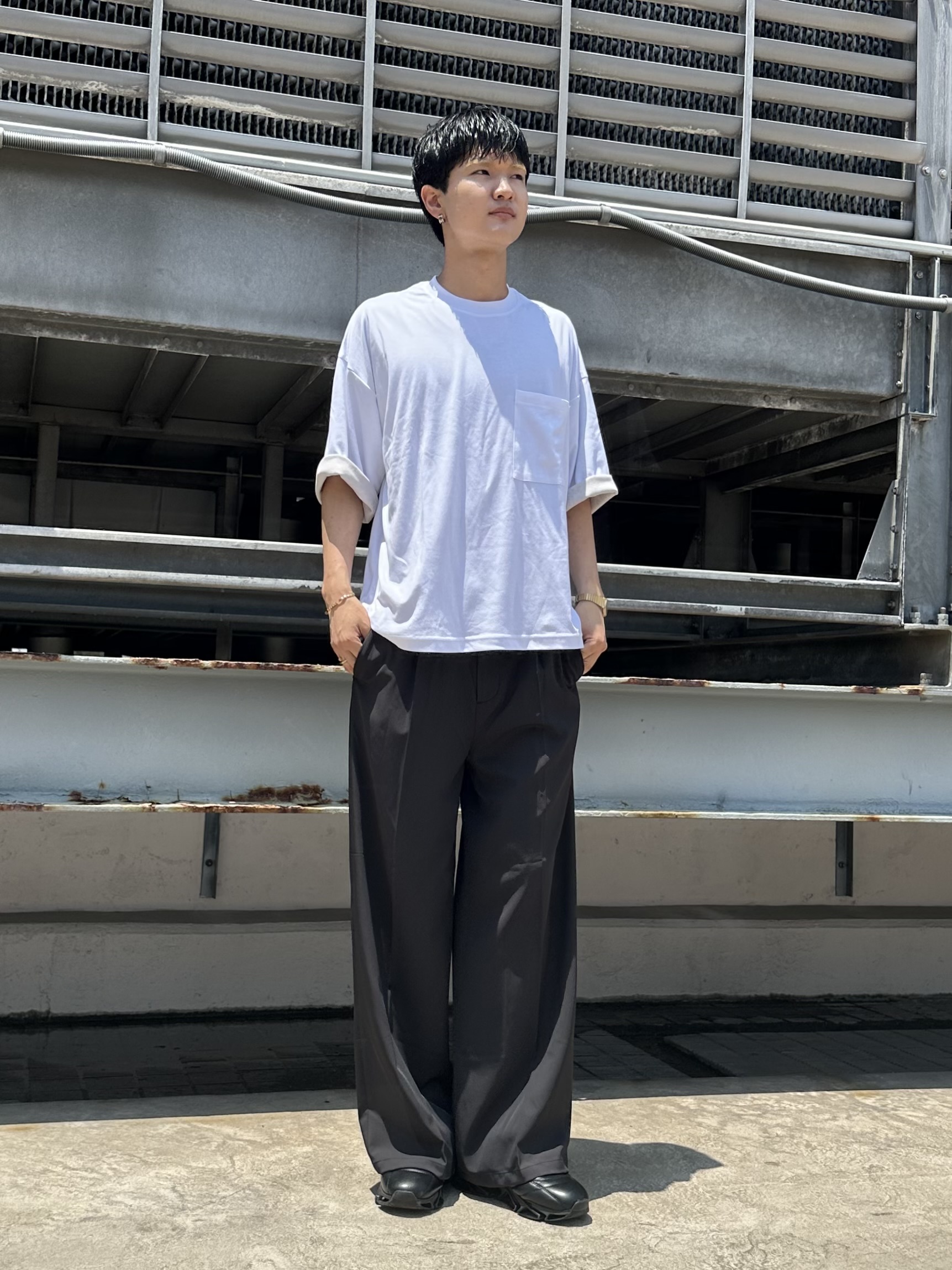 KOHEIさんの「tk.TAKEO KIKUCHI｜バギースラックス」を使ったコーディネート