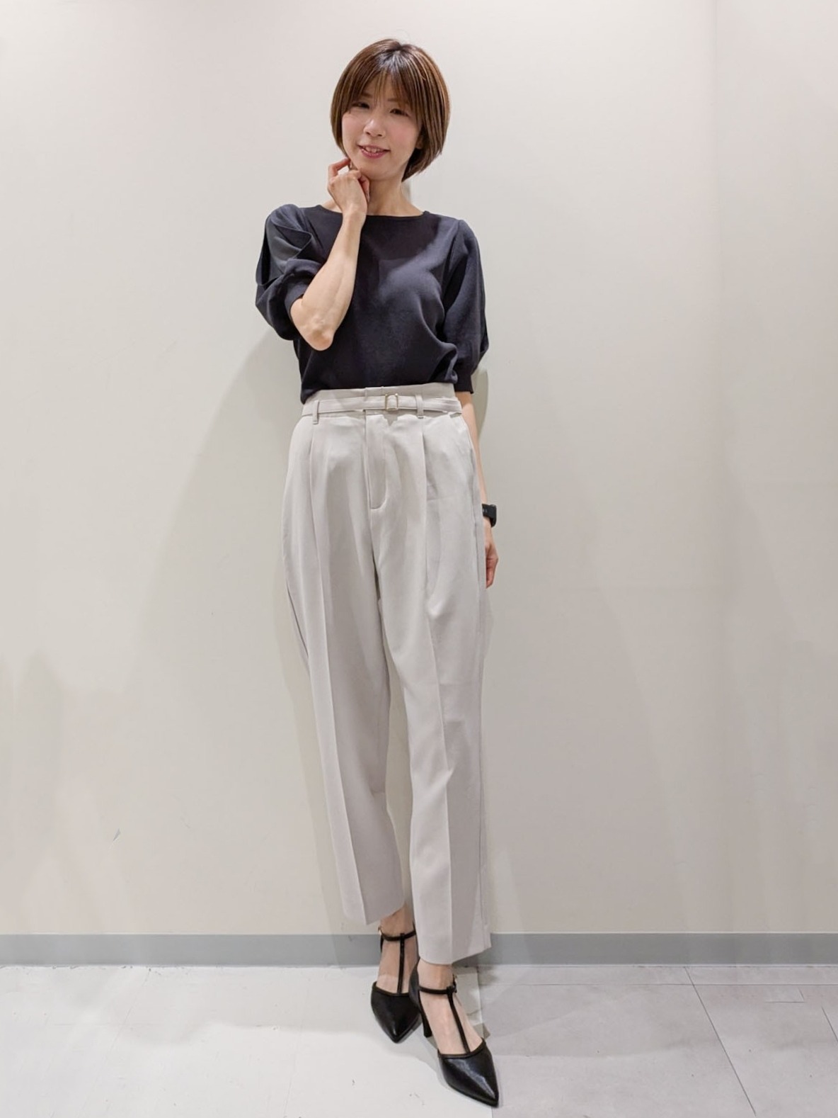 juriさんの「index｜【接触冷感／UVケア】クールタッチラップスリーブニット《洗濯機OK／XS～3L／9col》」を使ったコーディネート