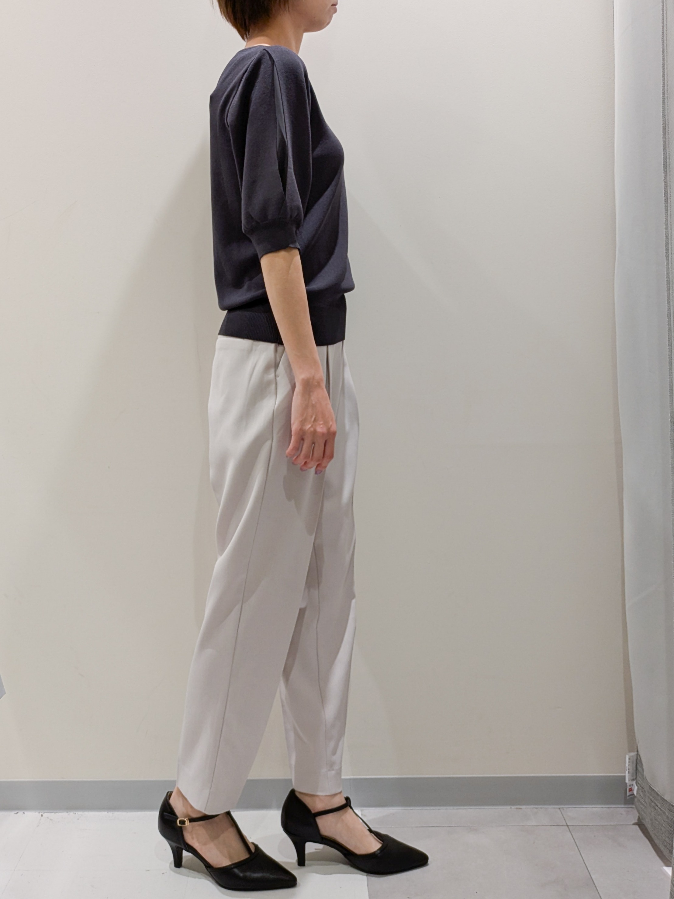 juriさんの「index｜【接触冷感／UVケア】クールタッチラップスリーブニット《洗濯機OK／XS～3L／9col》」を使ったコーディネート