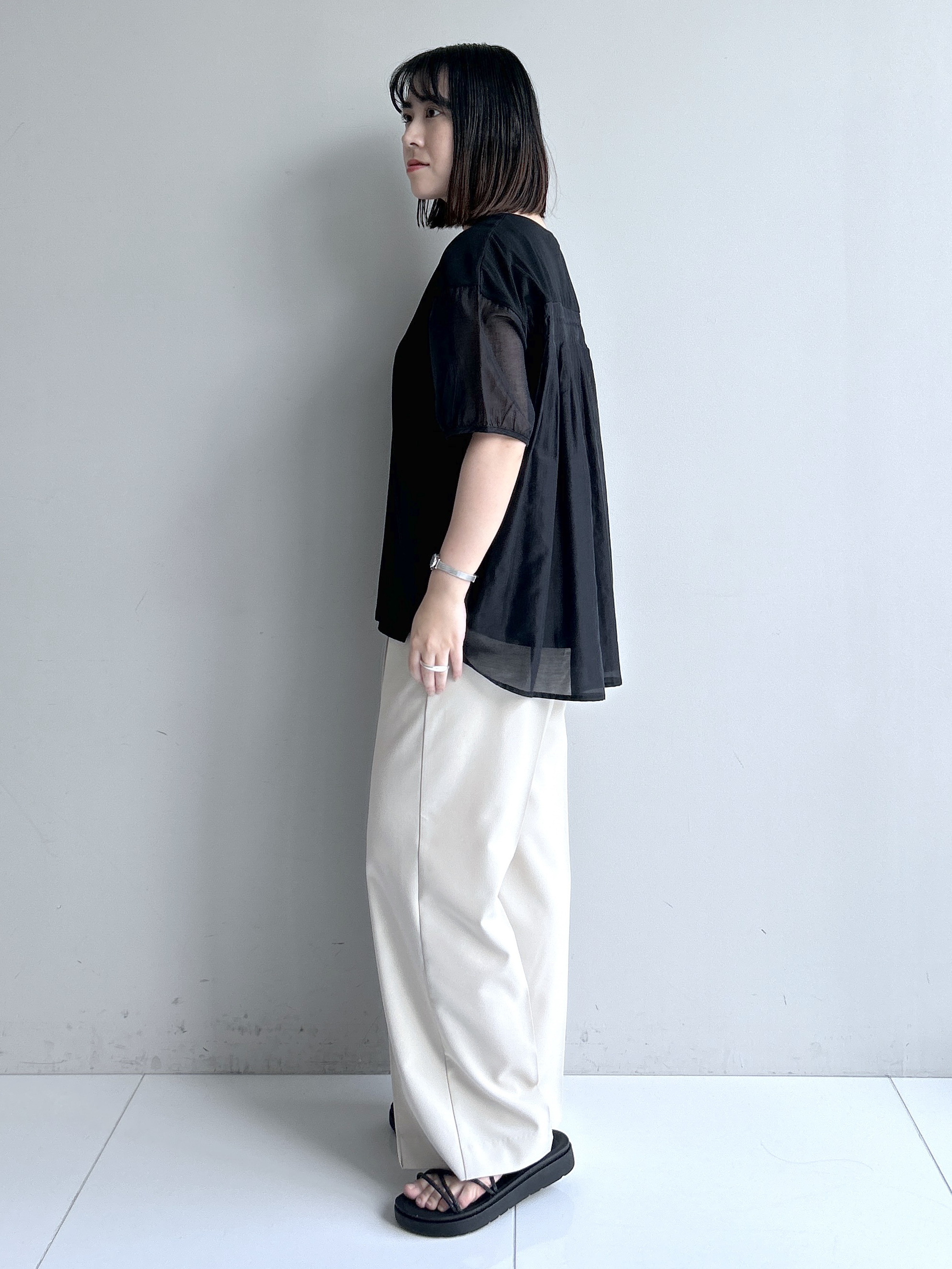 Hirokaさんの「grove｜【UVカット】体型カバー叶う、バックプリーツTシャツ」を使ったコーディネート