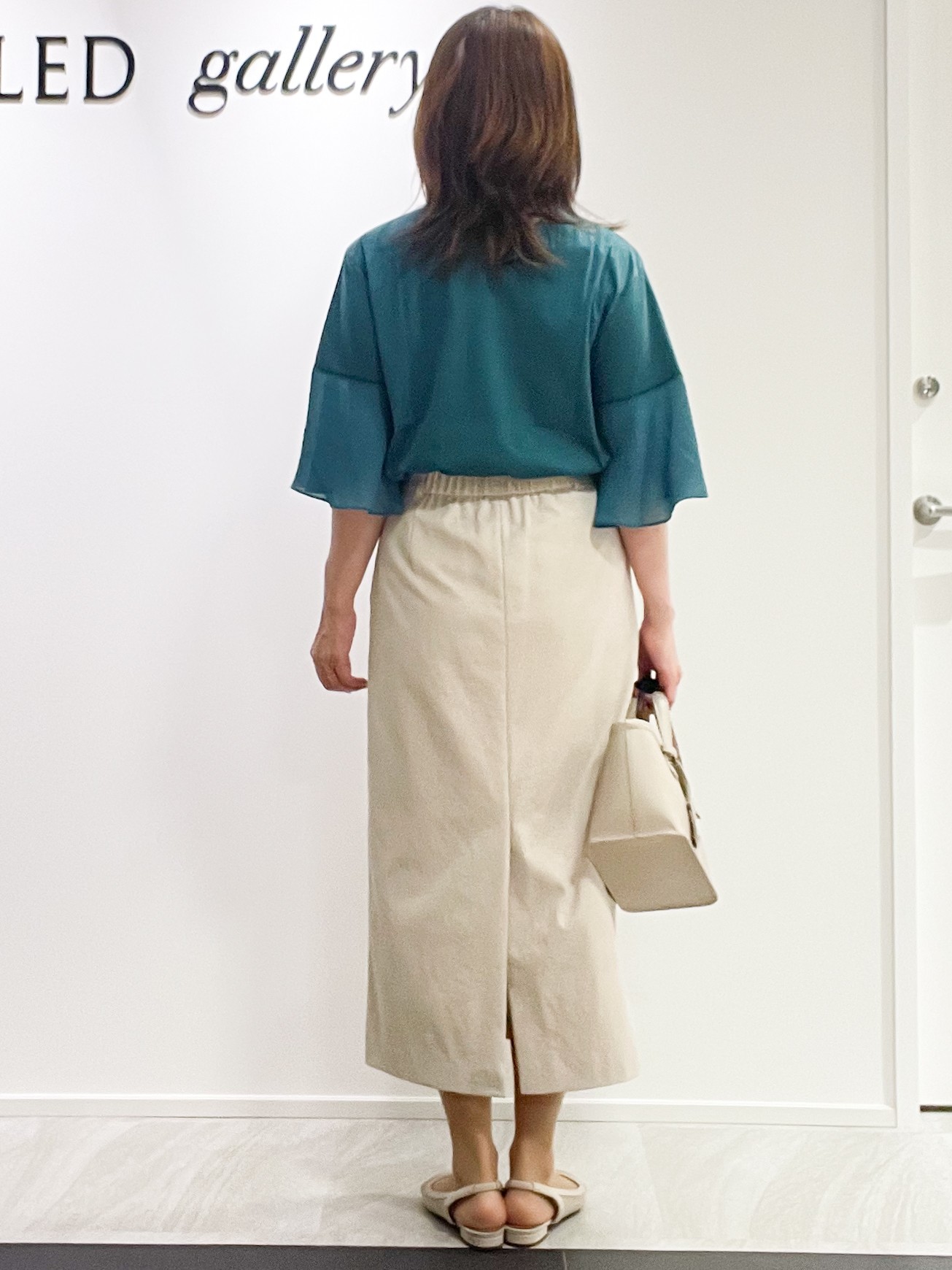 めいさんの「UNTITLED｜【洗える/華奢見え】袖シアープルオーバー」を使ったコーディネート