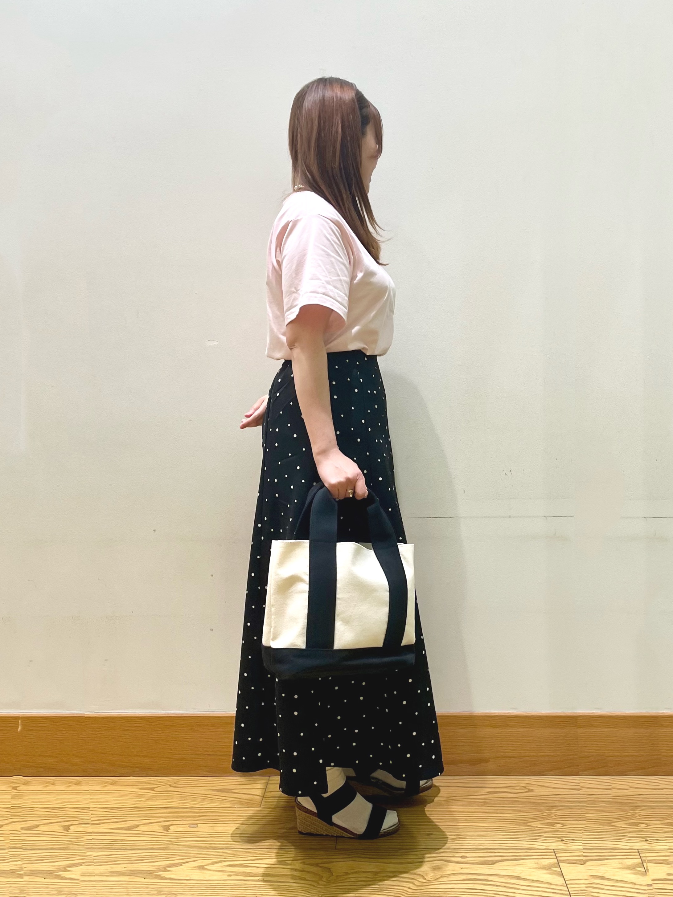 ゆっきーさんの「SHOO･LA･RUE｜【洗濯機可/S-LL】夏に快適サラサラ感 大人のプリントTシャツ」を使ったコーディネート