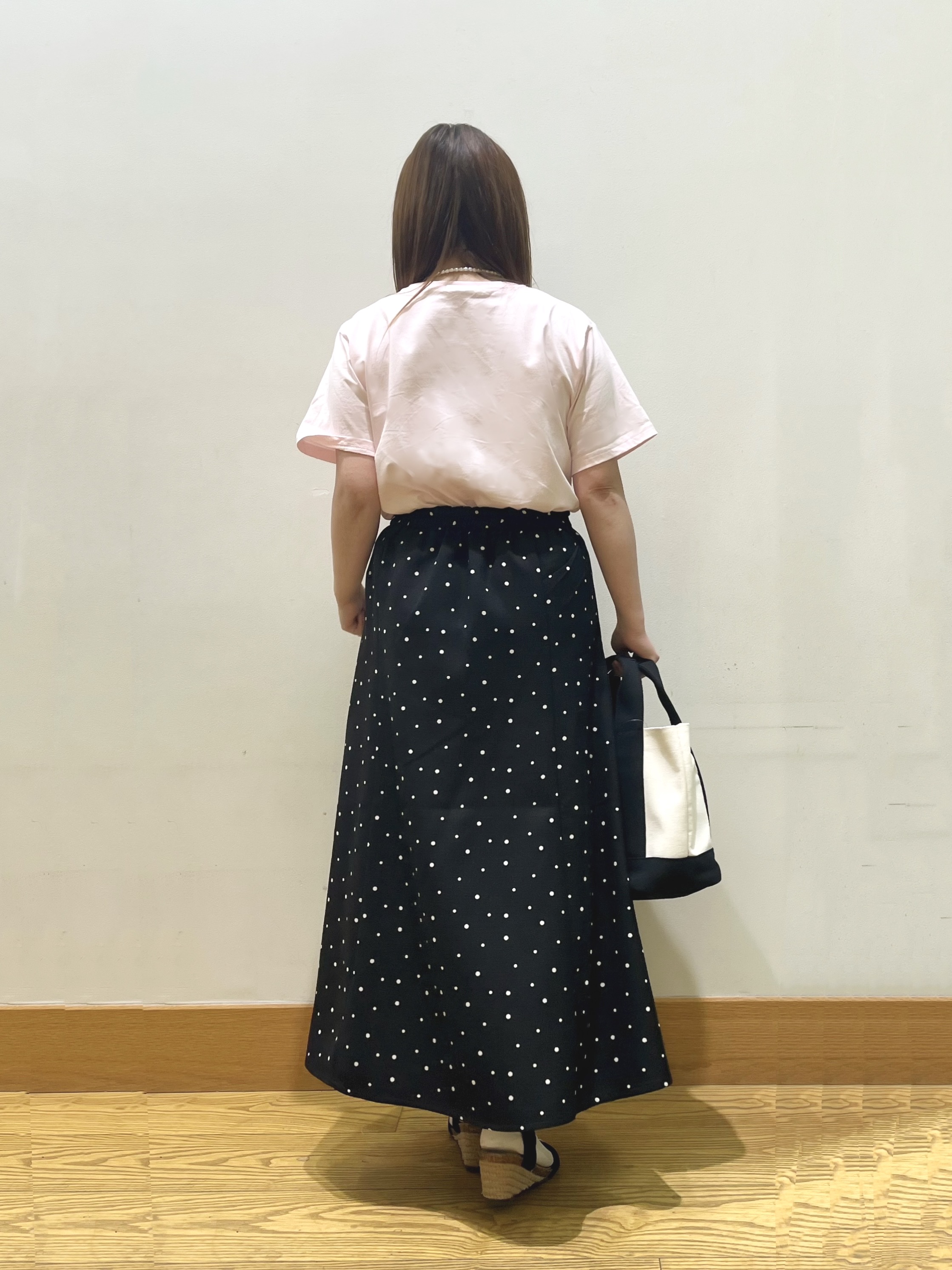 ゆっきーさんの「SHOO･LA･RUE｜【洗濯機可/S-LL】夏に快適サラサラ感 大人のプリントTシャツ」を使ったコーディネート