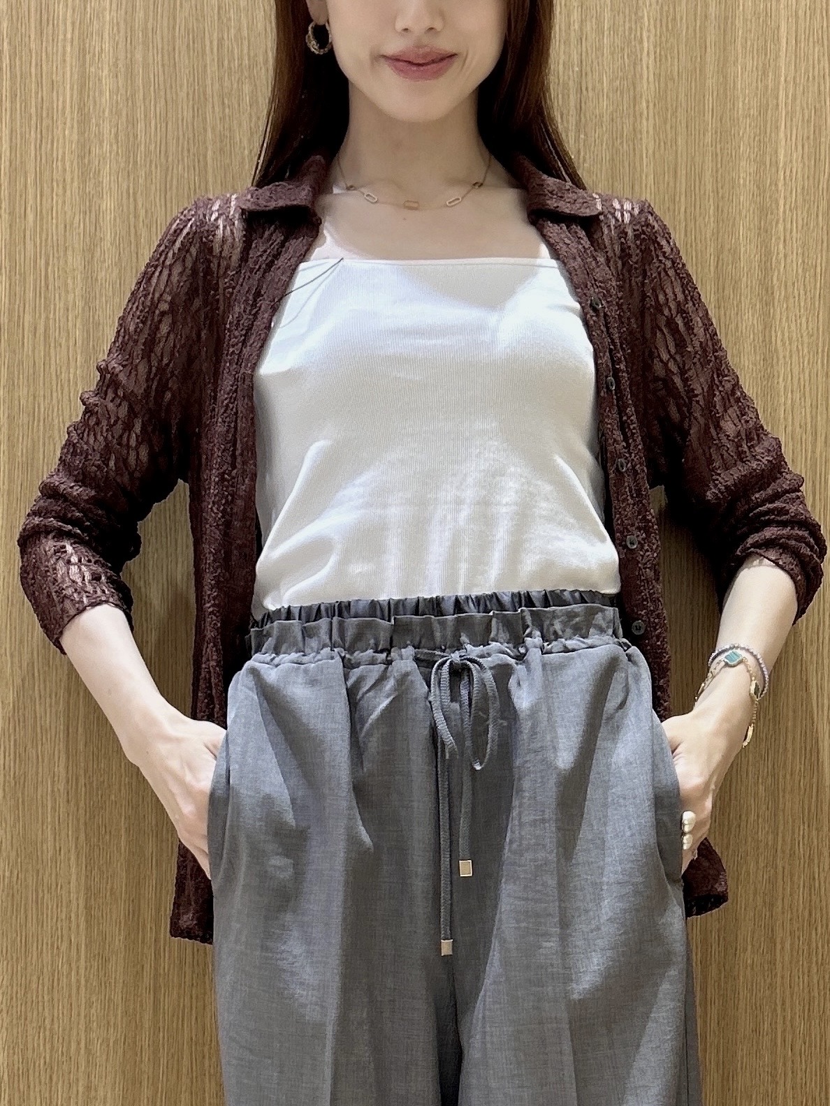 maiさんの「OPAQUE.CLIP｜レース襟付きカーディガン【洗濯機OK】」を使ったコーディネート