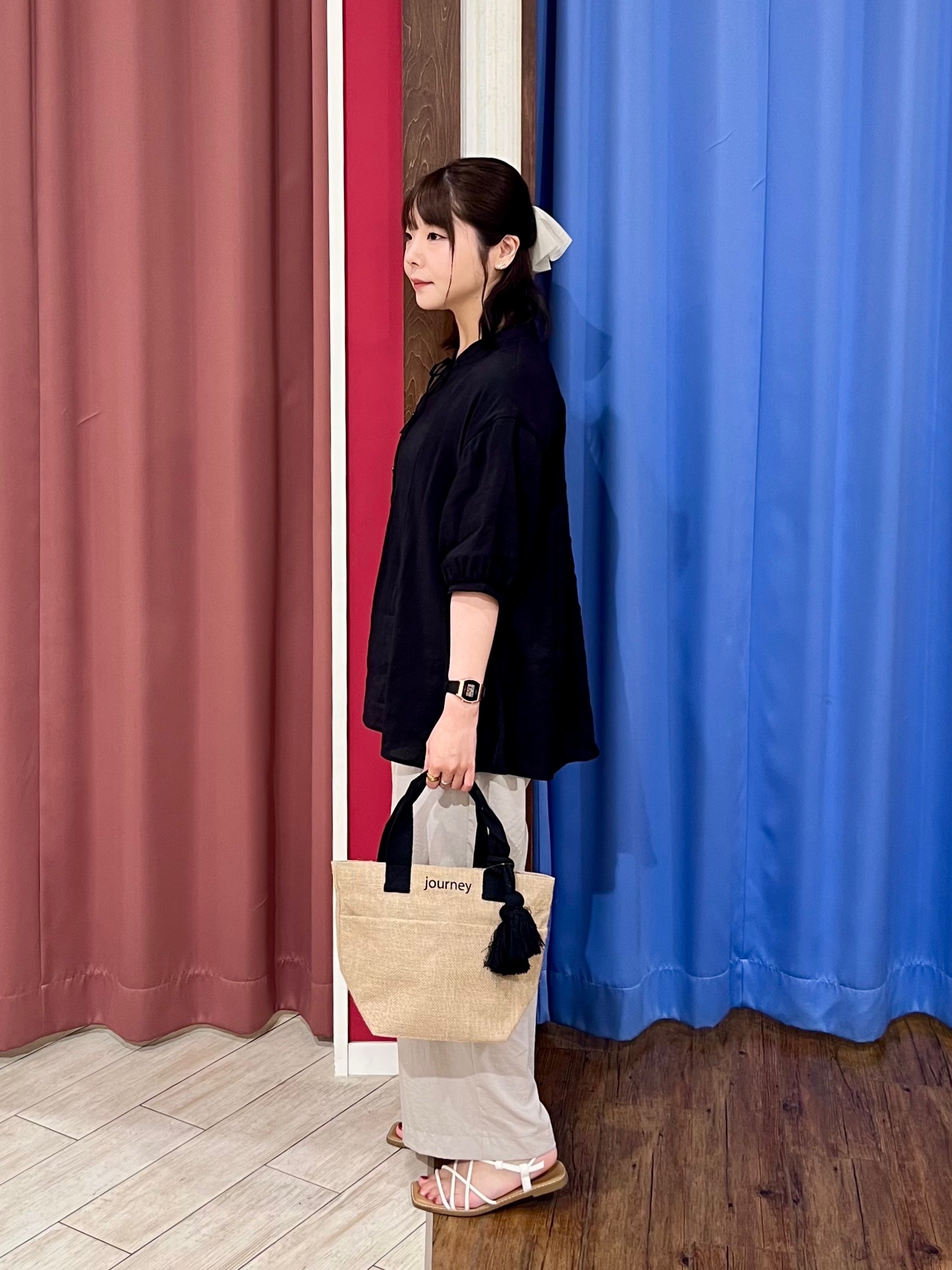ｙｒｋさんの「SHOO･LA･RUE｜【S-LL】インせず着られる 切替フレアブラウス」を使ったコーディネート