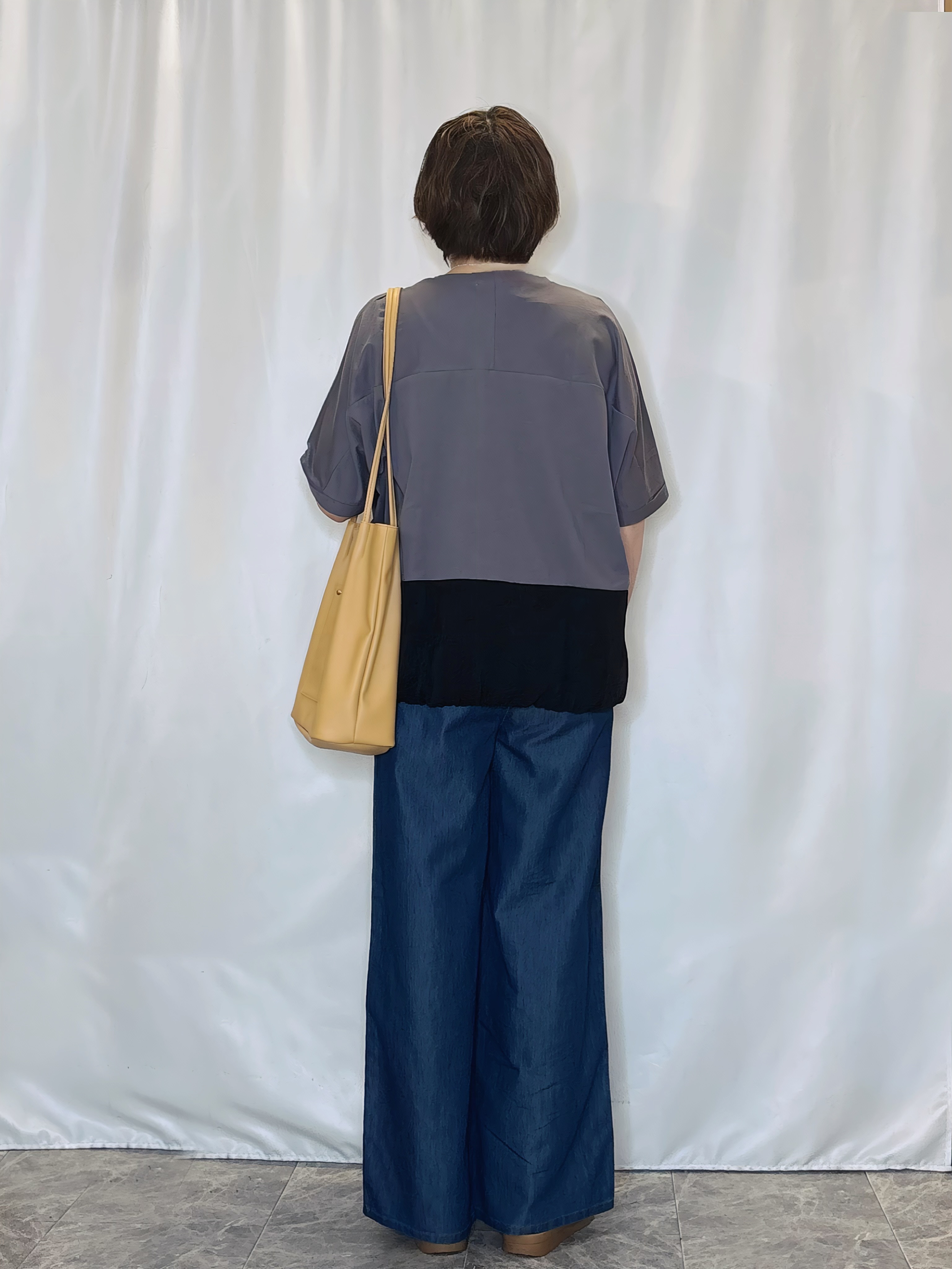 たみさんの「SHOO･LA･RUE｜【洗濯機可/体型カバー】インせず着られる 裾配色 ゆったりバルーントップス」を使ったコーディネート