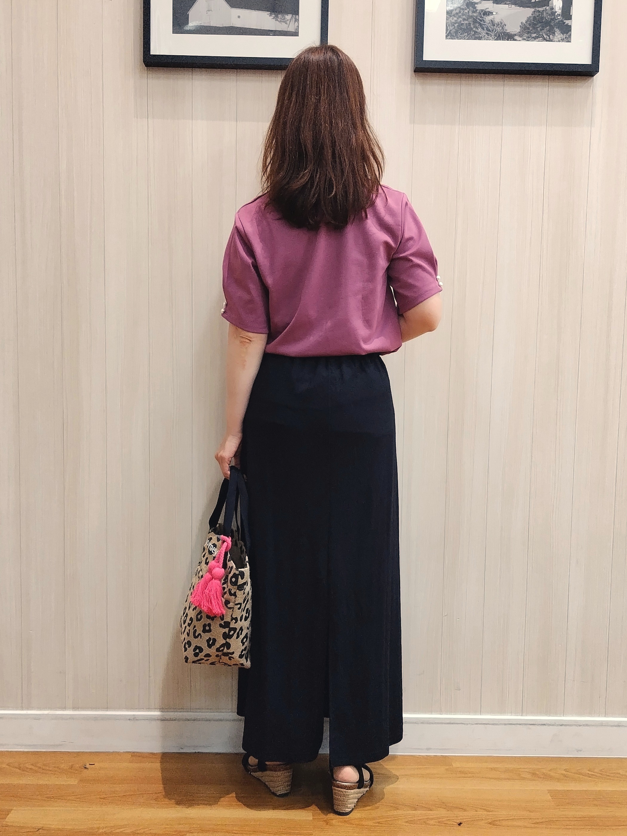 yseさんの「SHOO･LA･RUE｜【2点セット/洗濯機可/S-LL】ネックレス付き お袖パールブラウス」を使ったコーディネート