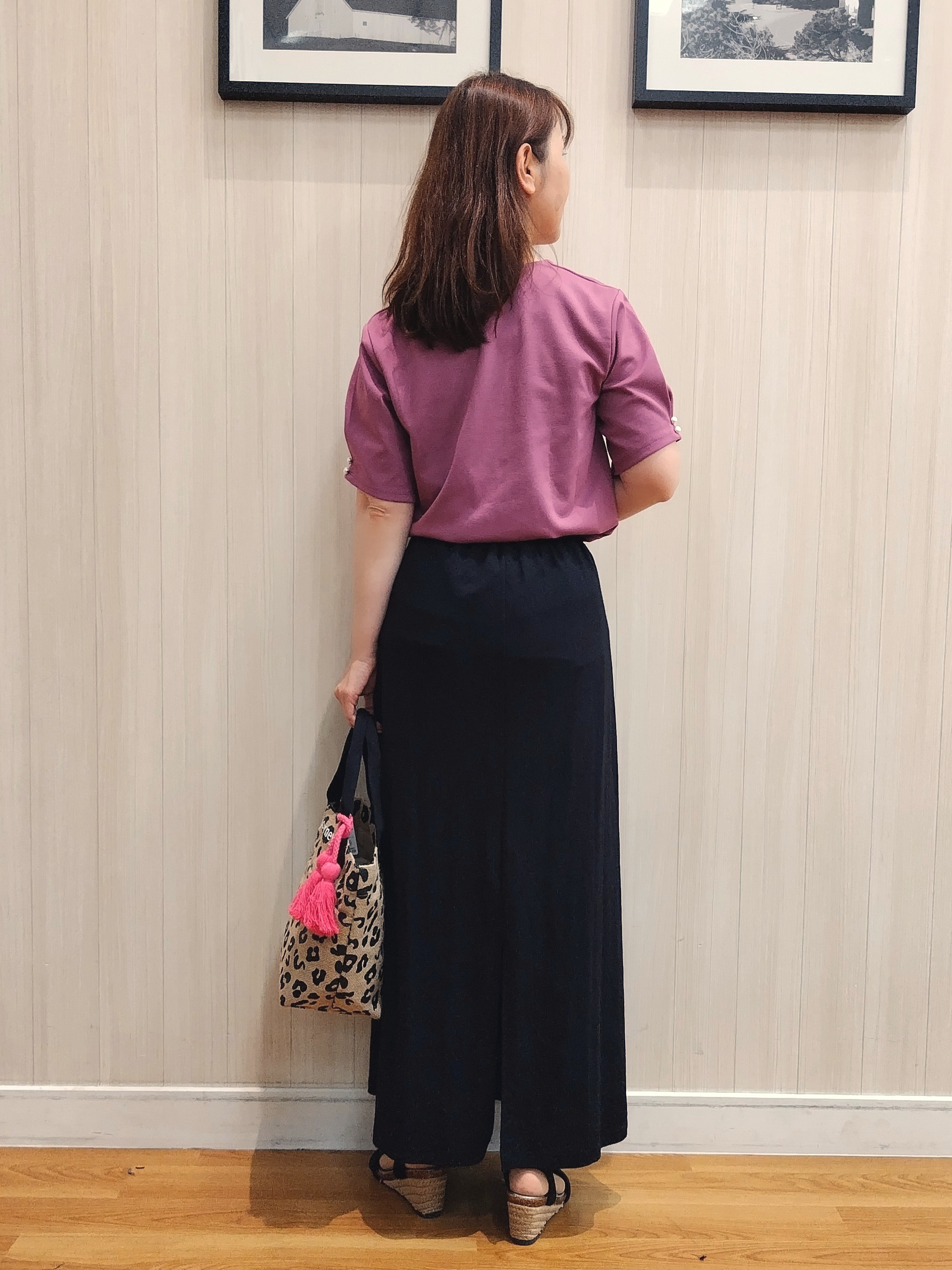 yseさんの「SHOO･LA･RUE｜【2点セット/洗濯機可/S-LL】ネックレス付き お袖パールブラウス」を使ったコーディネート